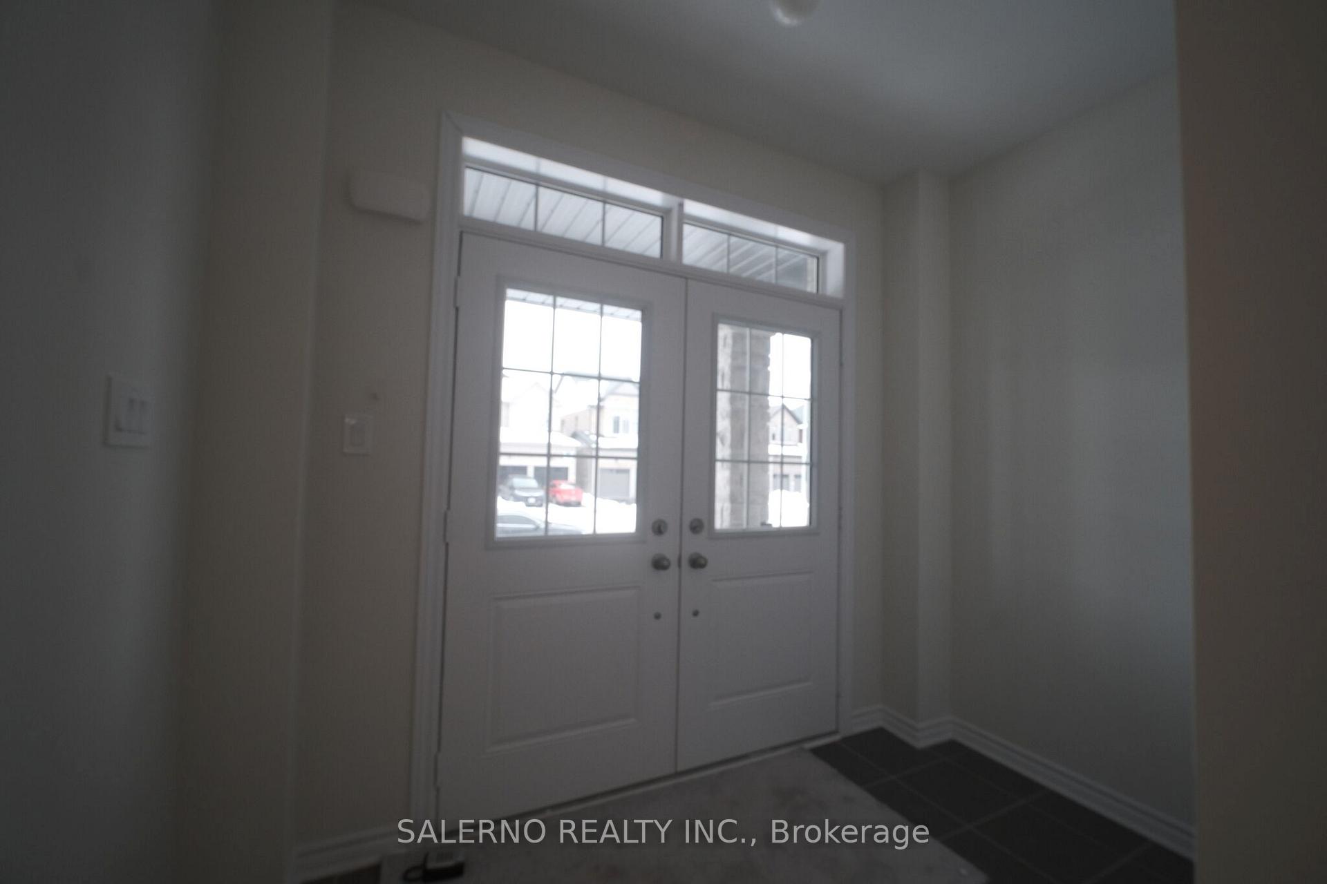 Photo 3 of 1445 Farrow Crescent, Innisfil, Alcona — HOMEH
