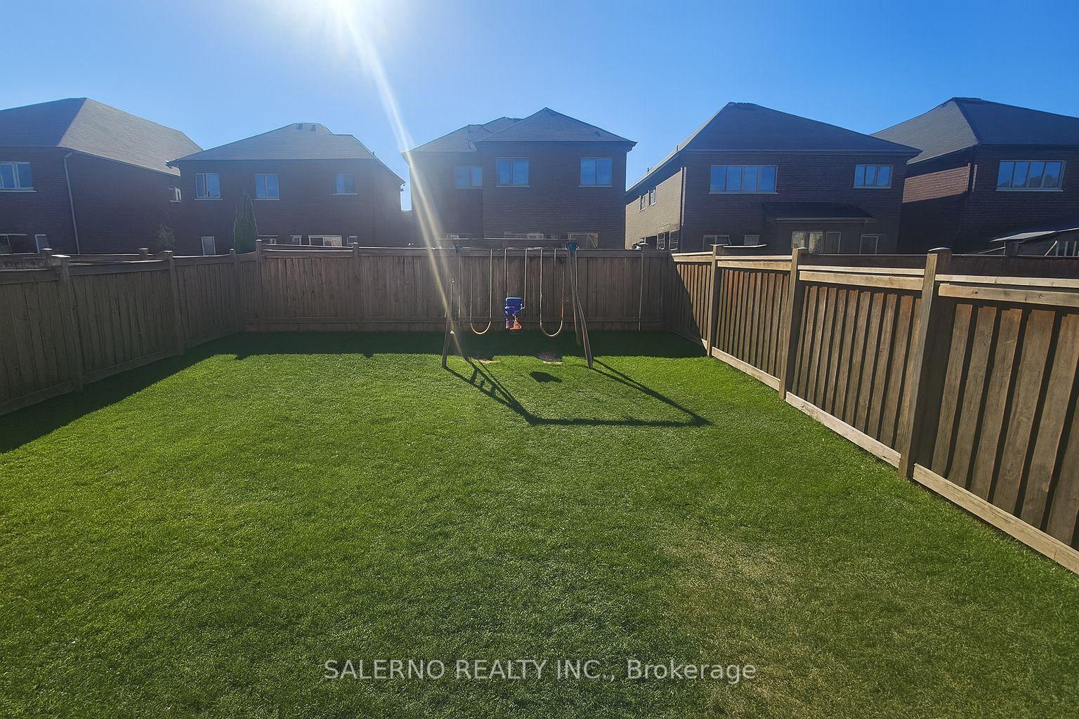 Photo 21 of 1445 Farrow Crescent, Innisfil, Alcona — HOMEH
