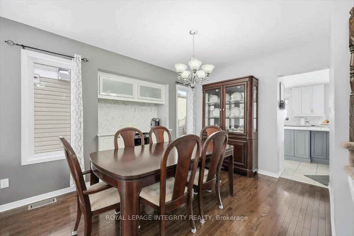 Photo 11 of 1110 Luesby Crescent, Ottawa, Fallingbrook/Gardenway South — HOMEH