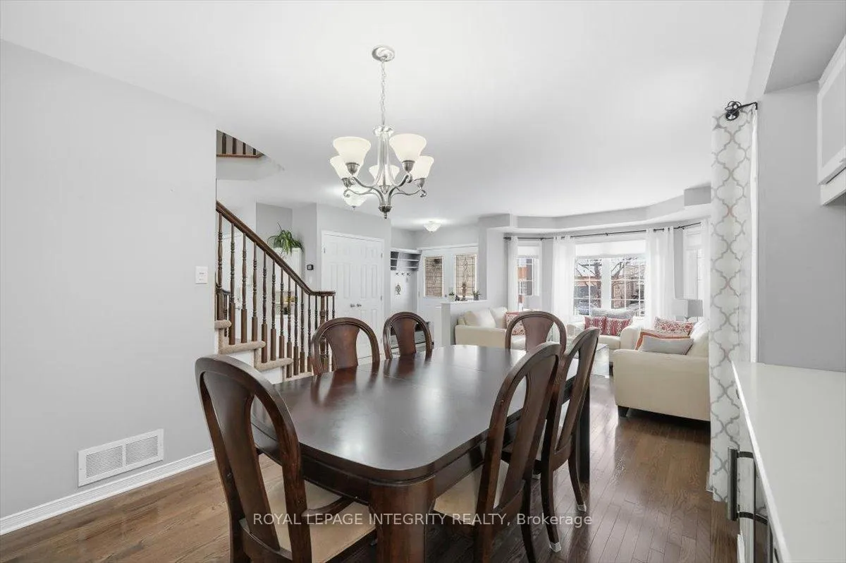 Photo 13 of 1110 Luesby Crescent, Ottawa, Fallingbrook/Gardenway South — HOMEH