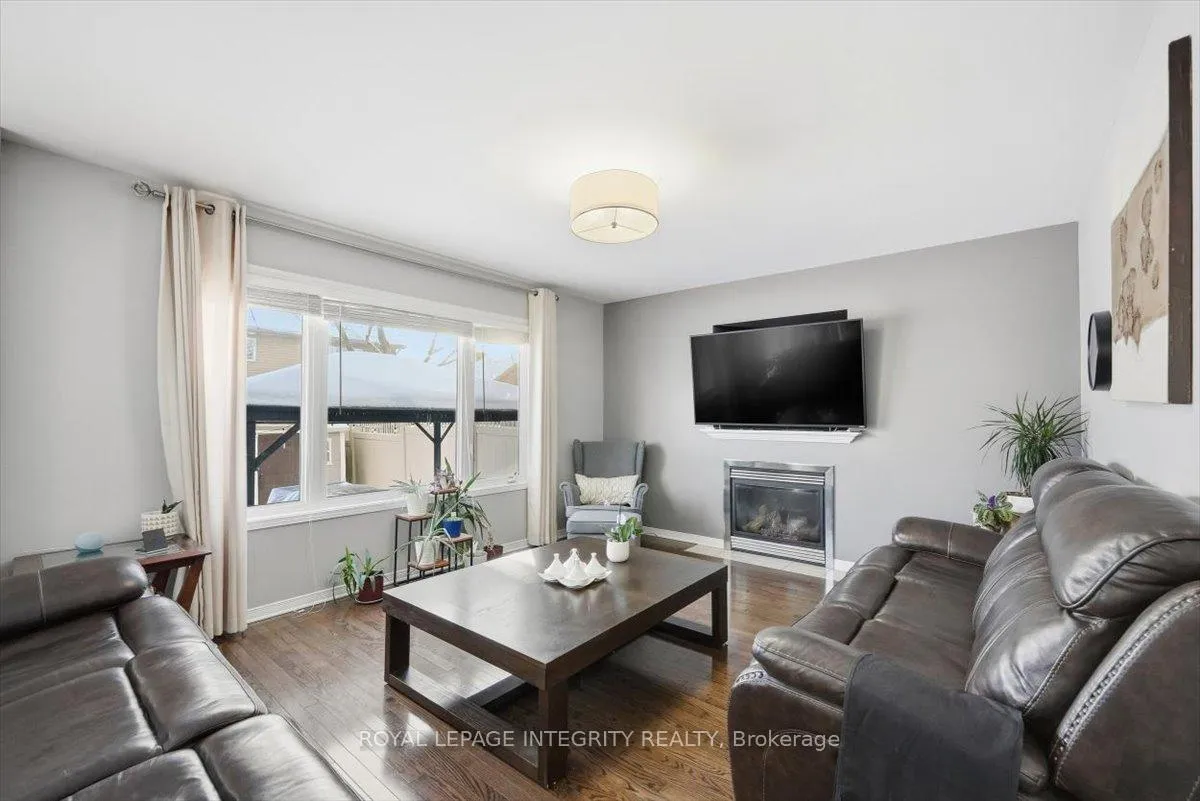 Photo 18 of 1110 Luesby Crescent, Ottawa, Fallingbrook/Gardenway South — HOMEH