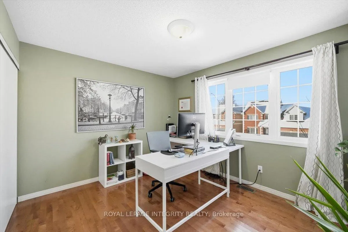 Photo 31 of 1110 Luesby Crescent, Ottawa, Fallingbrook/Gardenway South — HOMEH