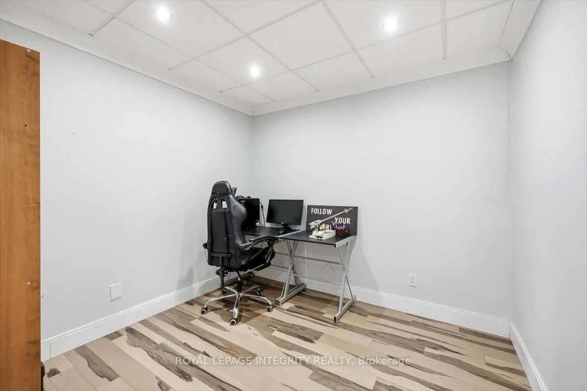 Photo 39 of 1110 Luesby Crescent, Ottawa, Fallingbrook/Gardenway South — HOMEH