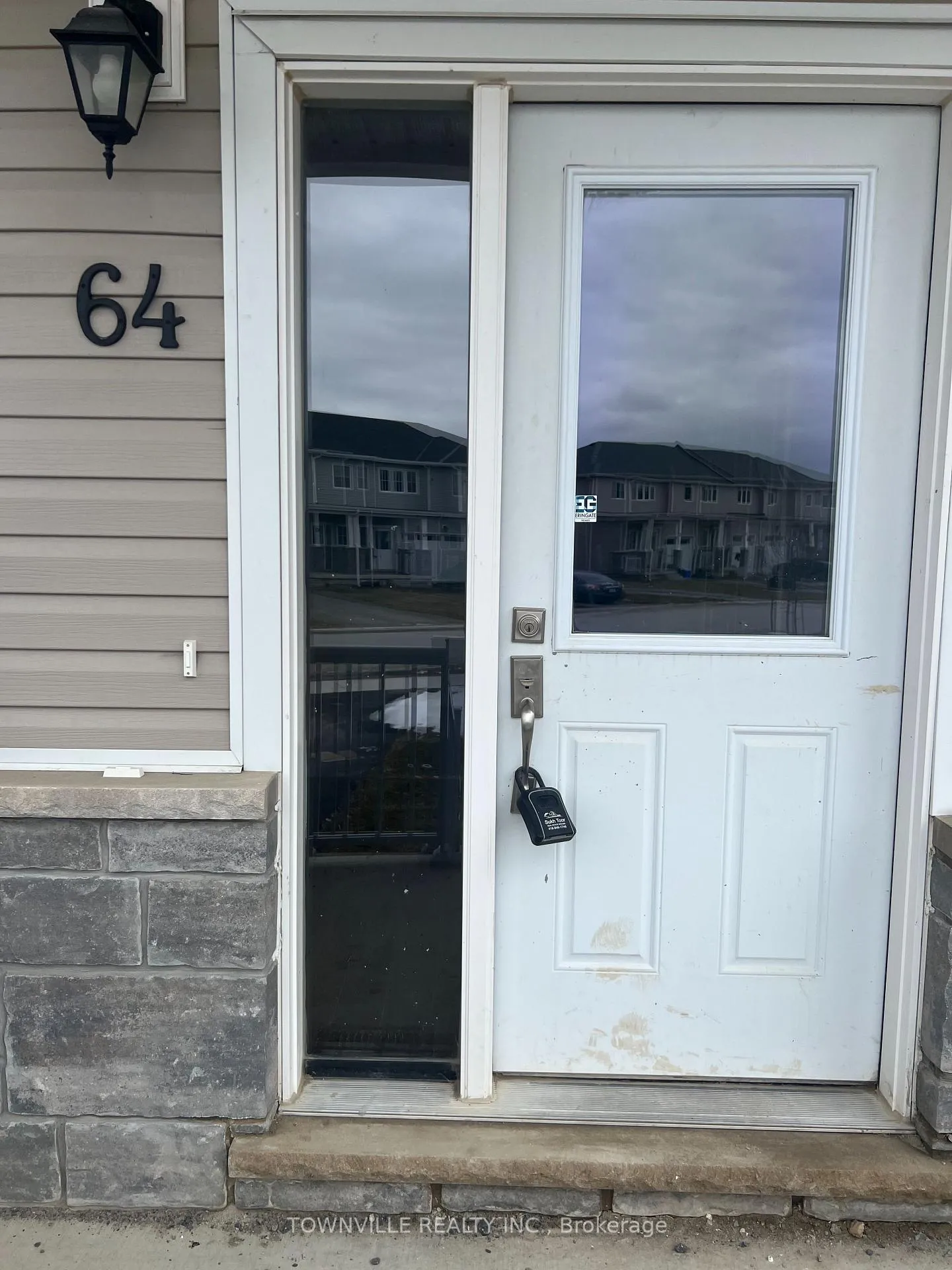 Photo 1 of 64 Lincoln Drive, Belleville, Belleville Ward — HOMEH