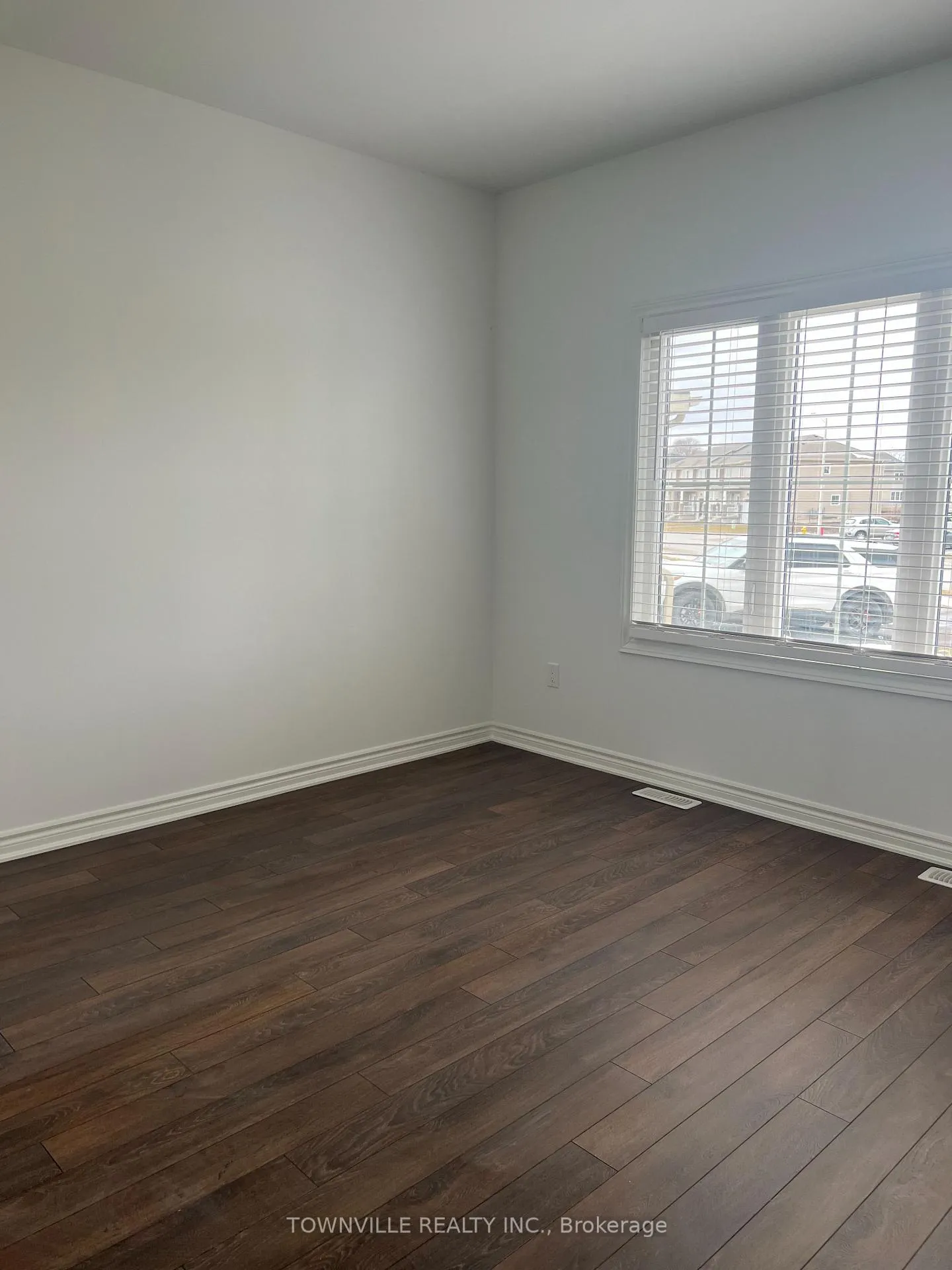 Photo 4 of 64 Lincoln Drive, Belleville, Belleville Ward — HOMEH
