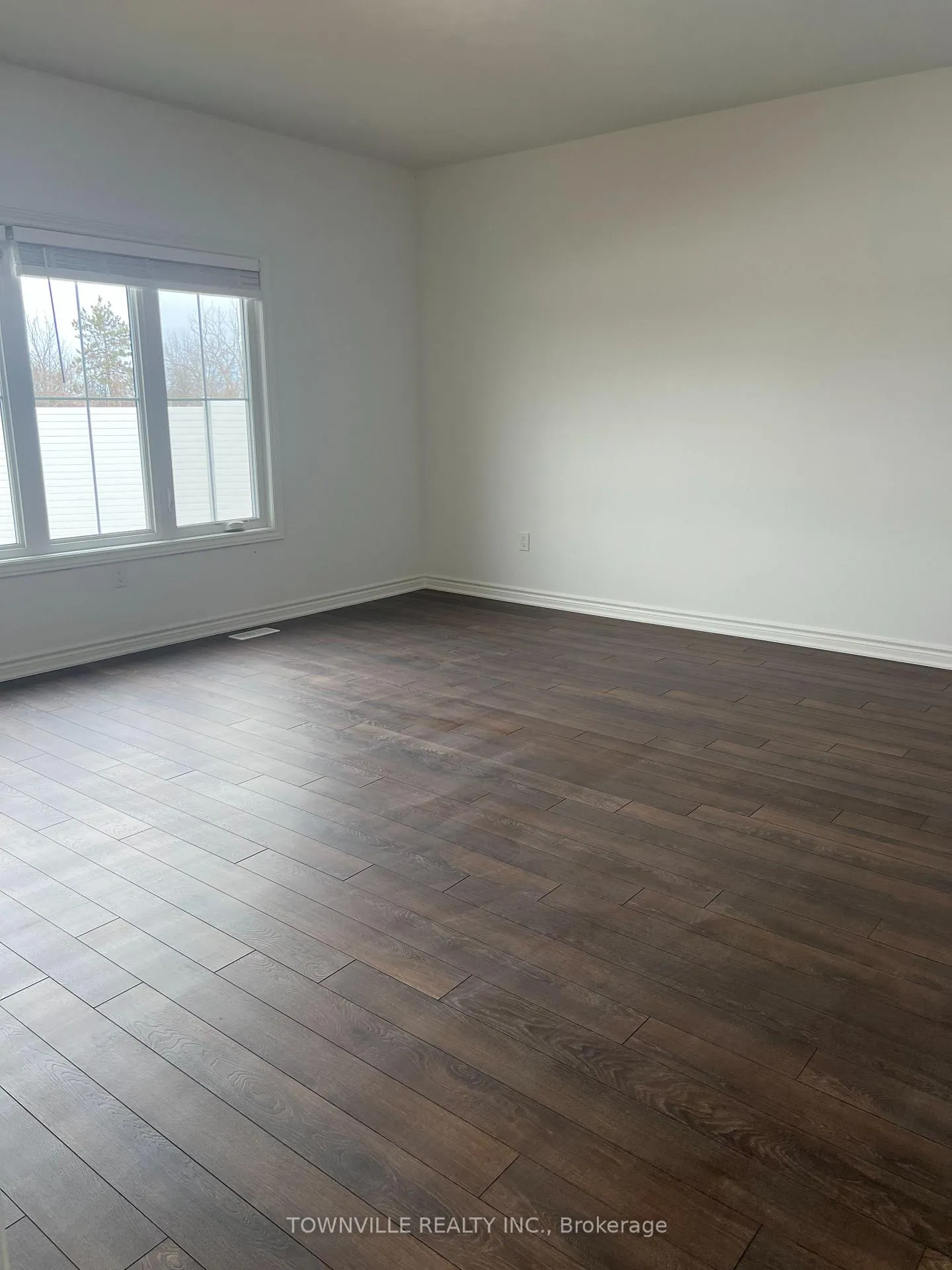 Photo 9 of 64 Lincoln Drive, Belleville, Belleville Ward — HOMEH