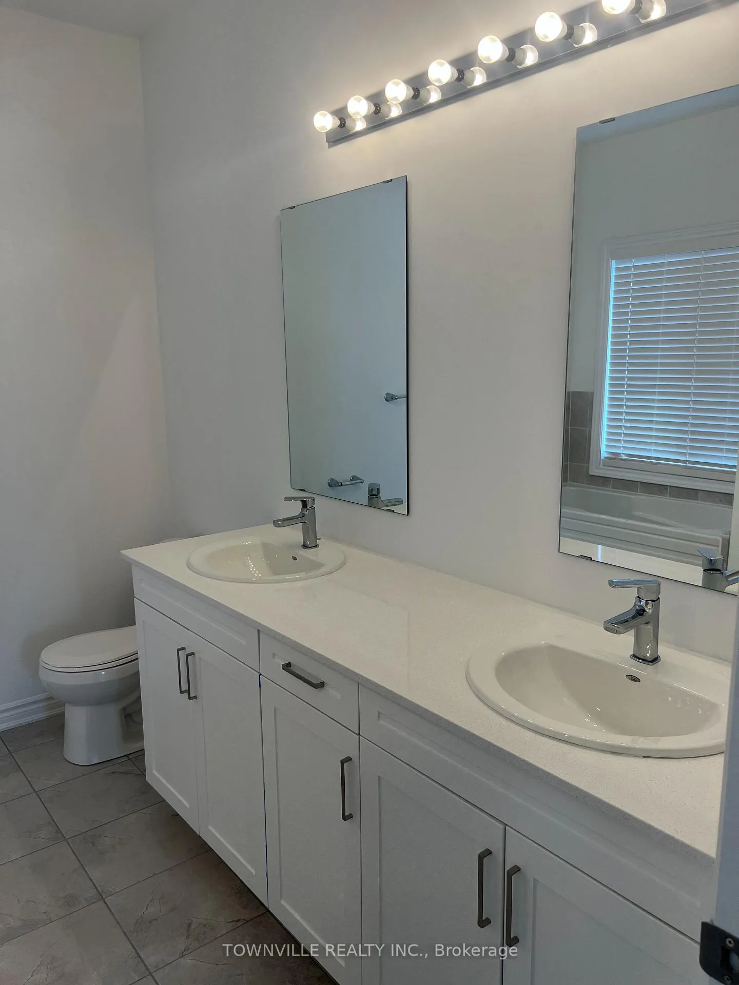 Photo 11 of 64 Lincoln Drive, Belleville, Belleville Ward — HOMEH
