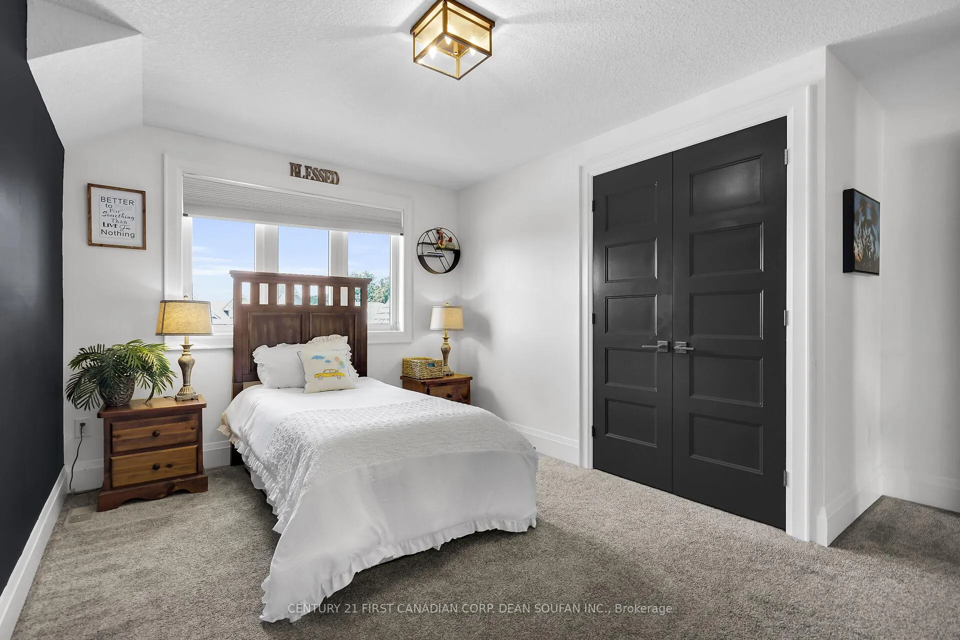 Photo 28 of 405 Darcy Drive, Strathroy-Caradoc, NE — HOMEH