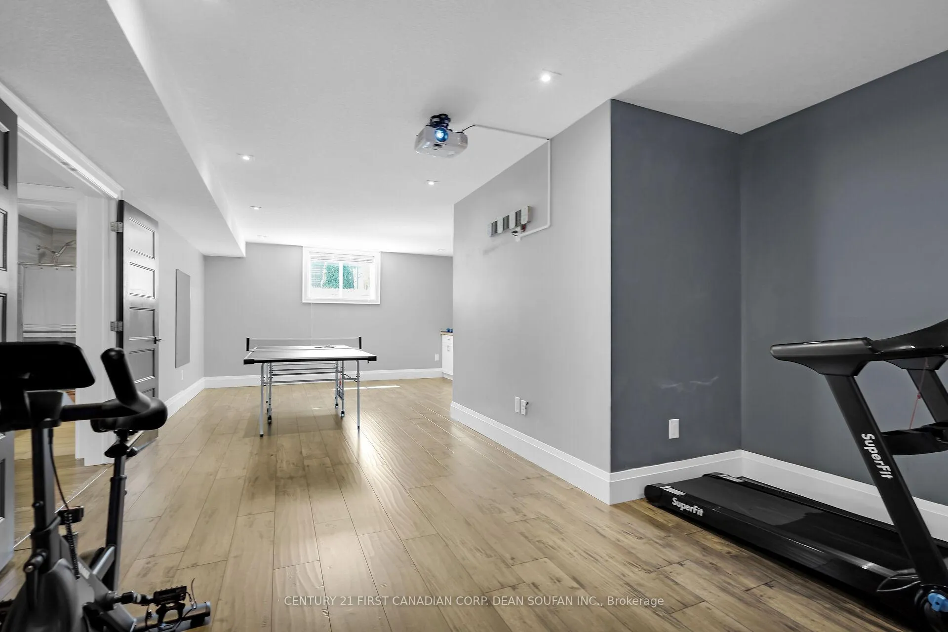 Photo 38 of 405 Darcy Drive, Strathroy-Caradoc, NE — HOMEH