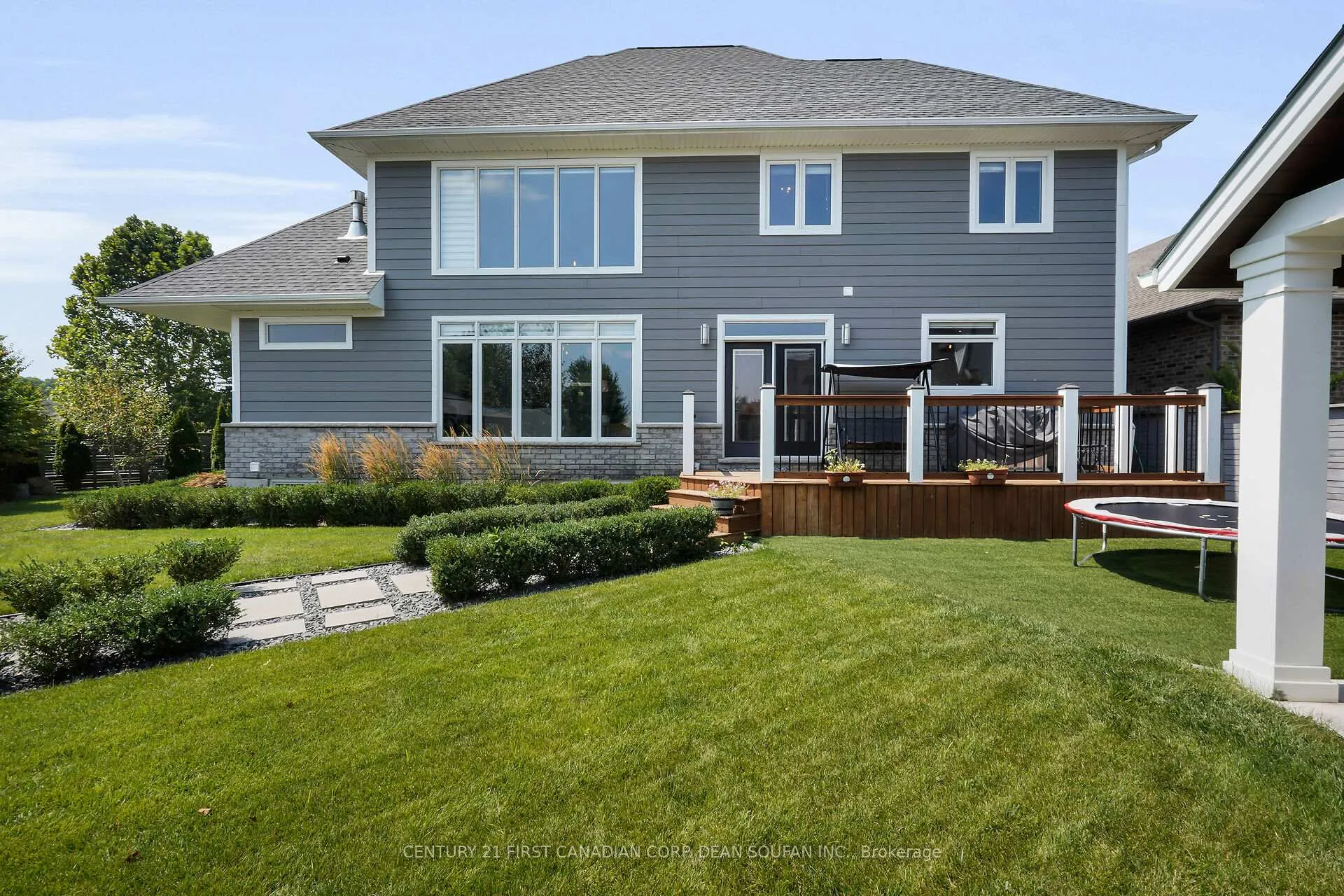 Photo 47 of 405 Darcy Drive, Strathroy-Caradoc, NE — HOMEH