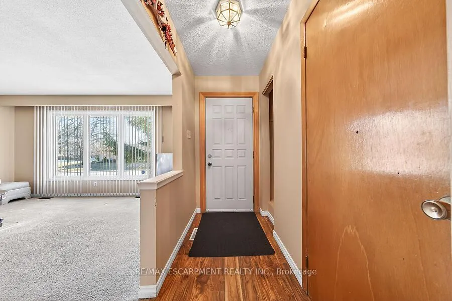 Photo 3 of 66 Highridge Avenue, Hamilton, Riverdale — HOMEH