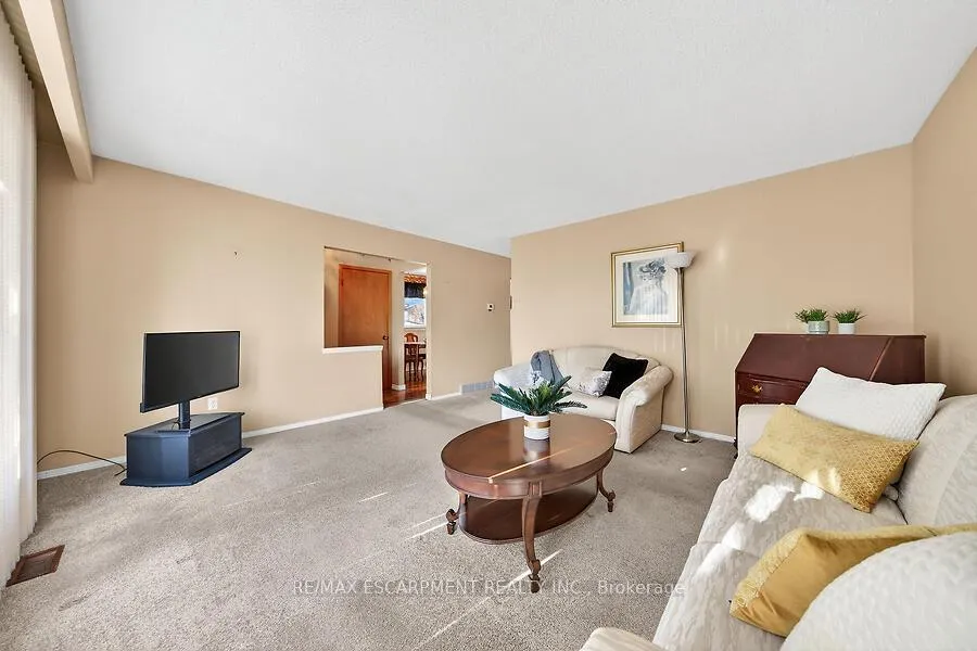 Photo 6 of 66 Highridge Avenue, Hamilton, Riverdale — HOMEH