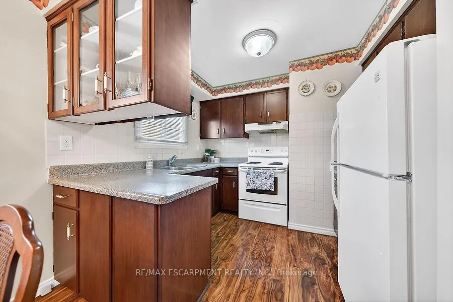 Photo 9 of 66 Highridge Avenue, Hamilton, Riverdale — HOMEH