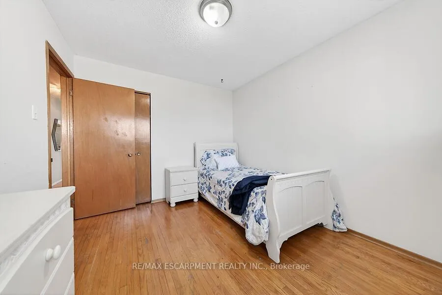 Photo 21 of 66 Highridge Avenue, Hamilton, Riverdale — HOMEH
