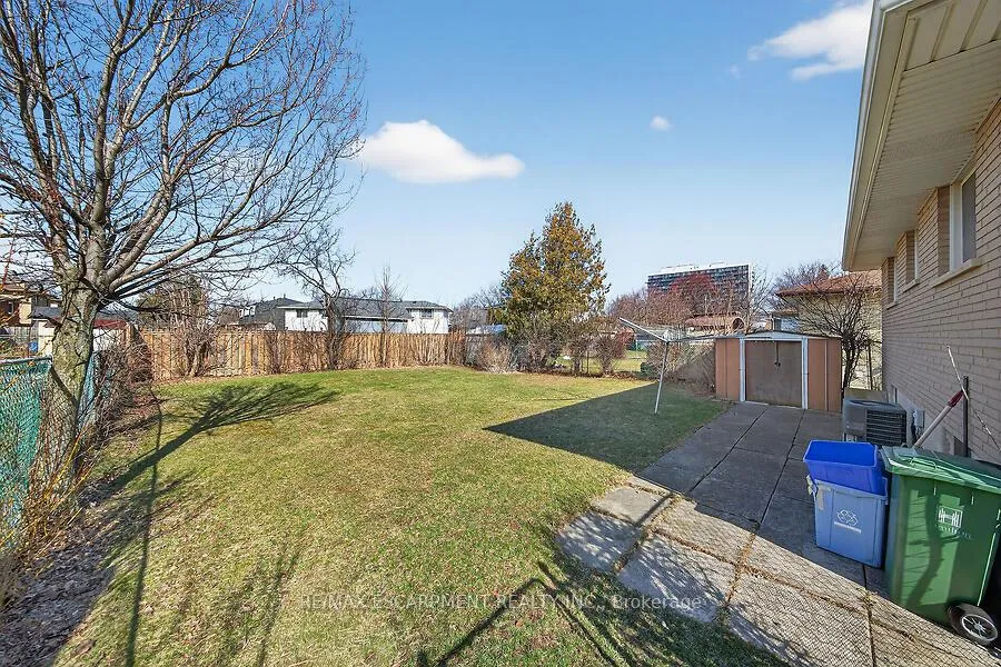 Photo 34 of 66 Highridge Avenue, Hamilton, Riverdale — HOMEH