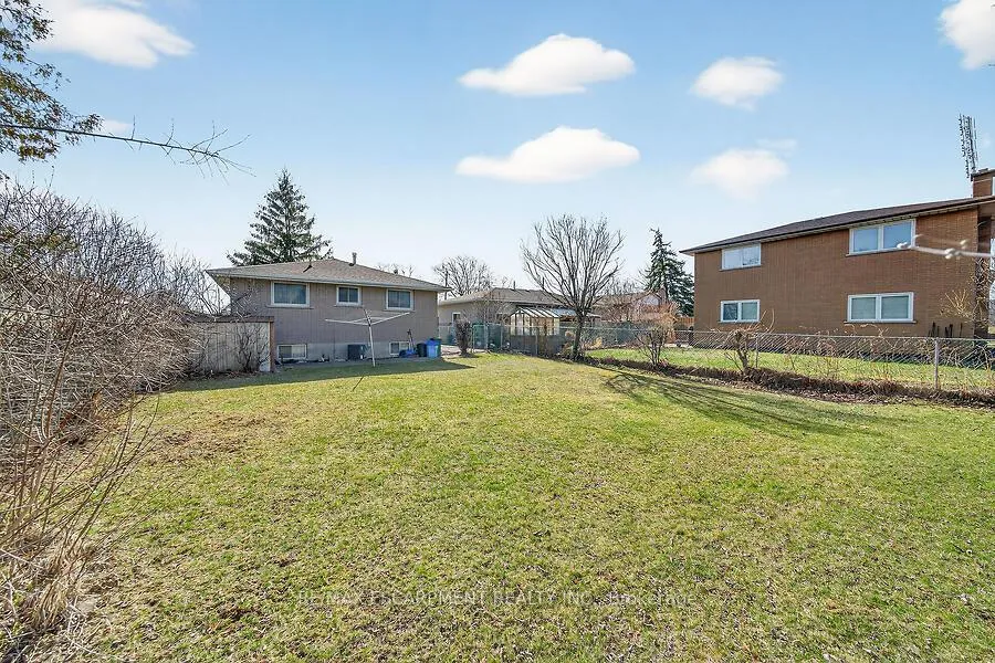 Photo 37 of 66 Highridge Avenue, Hamilton, Riverdale — HOMEH