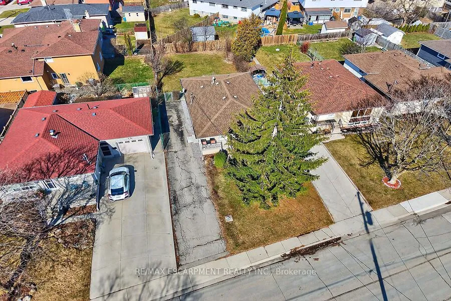 Photo 39 of 66 Highridge Avenue, Hamilton, Riverdale — HOMEH