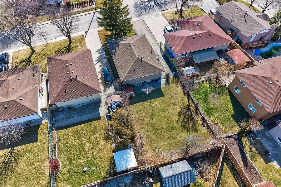 Photo 42 of 66 Highridge Avenue, Hamilton, Riverdale — HOMEH