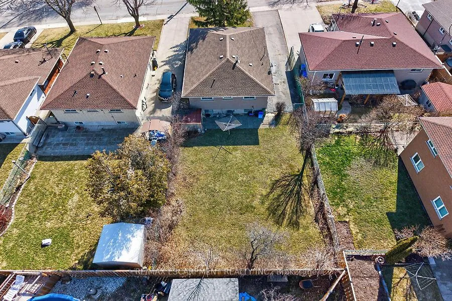 Photo 43 of 66 Highridge Avenue, Hamilton, Riverdale — HOMEH