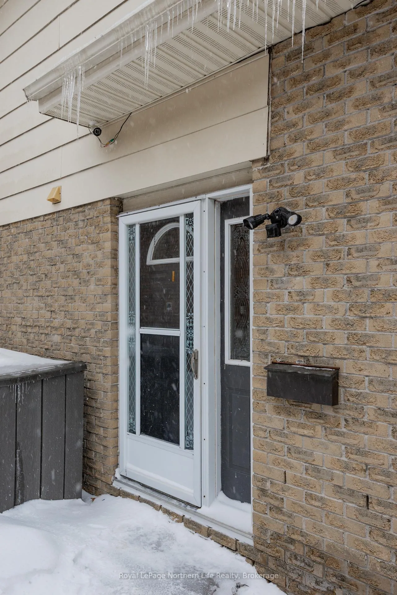 Photo 3 of 38 Oakdale Road, North Bay, College Heights — HOMEH