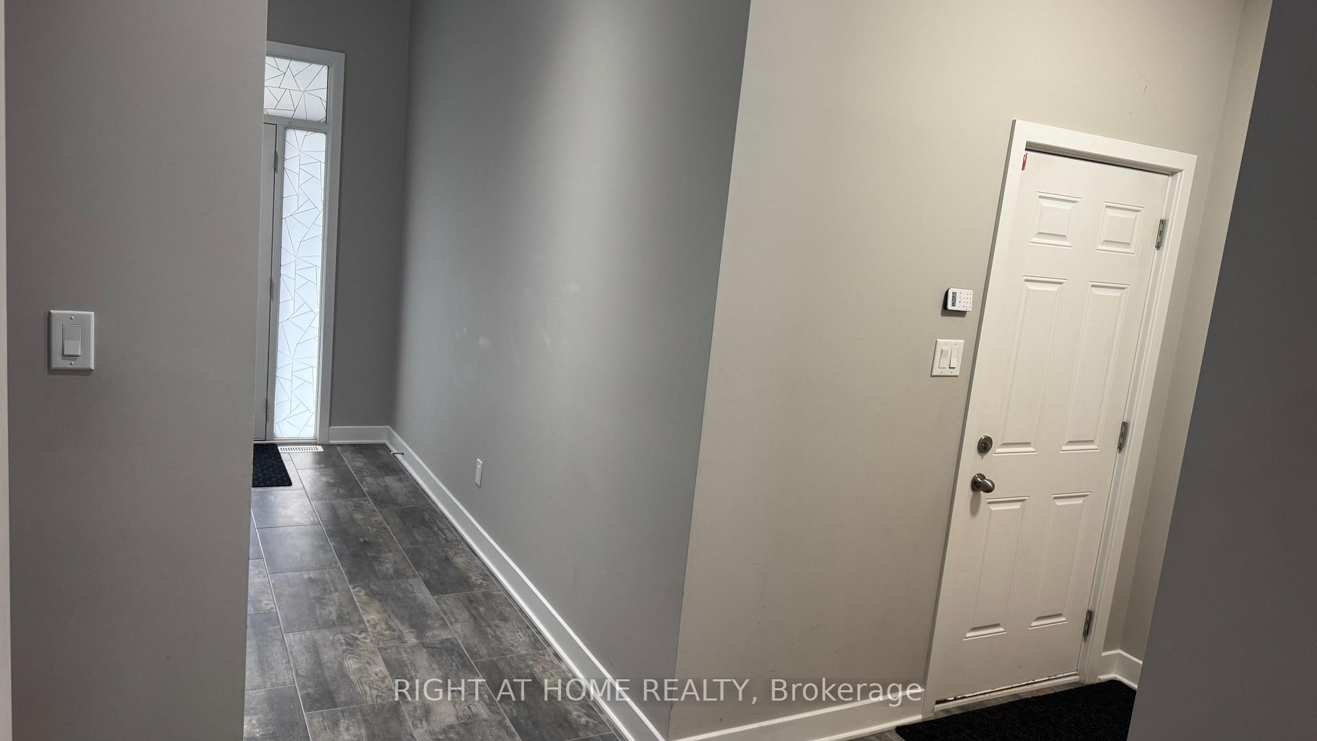 Photo 3 of 771 Twist Way, Ottawa, Kanata - Emerald Meadows/Trailwest — HOMEH