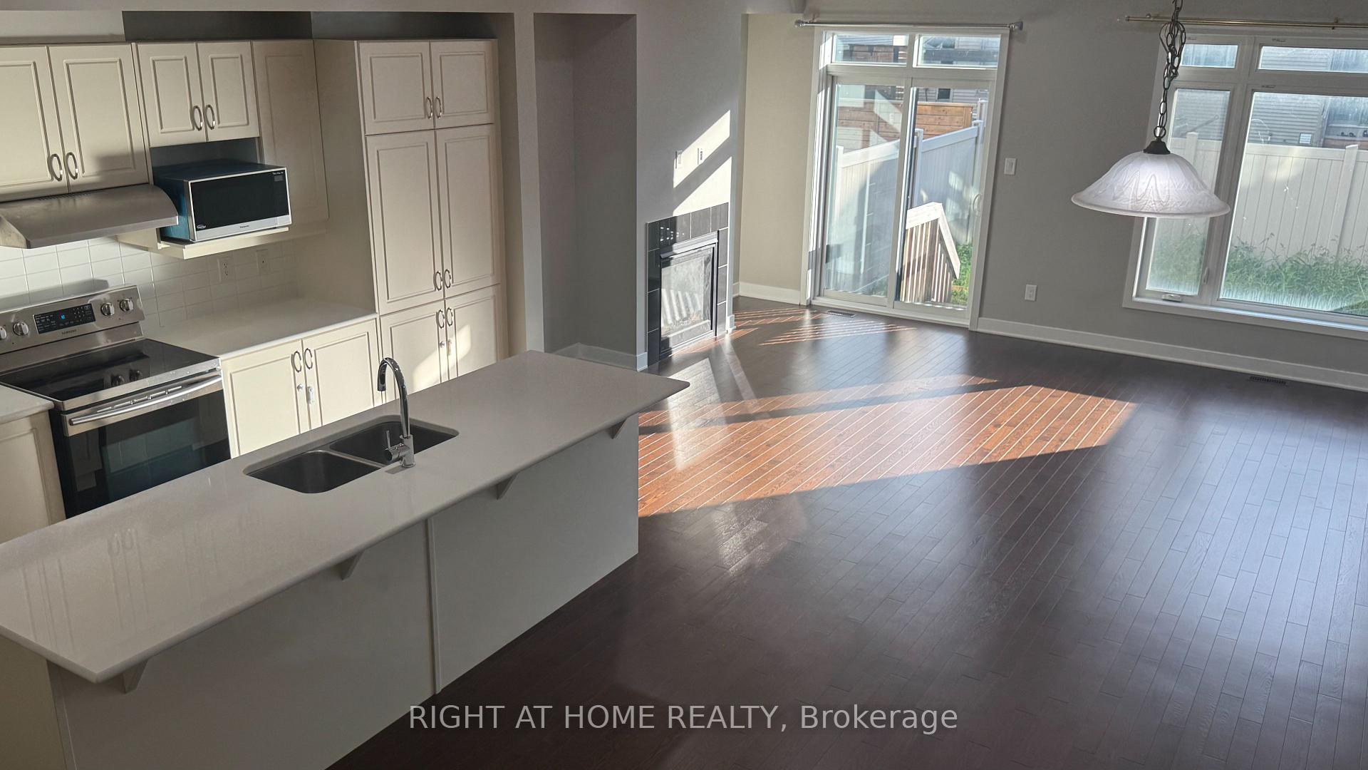 Photo 4 of 771 Twist Way, Ottawa, Kanata - Emerald Meadows/Trailwest — HOMEH