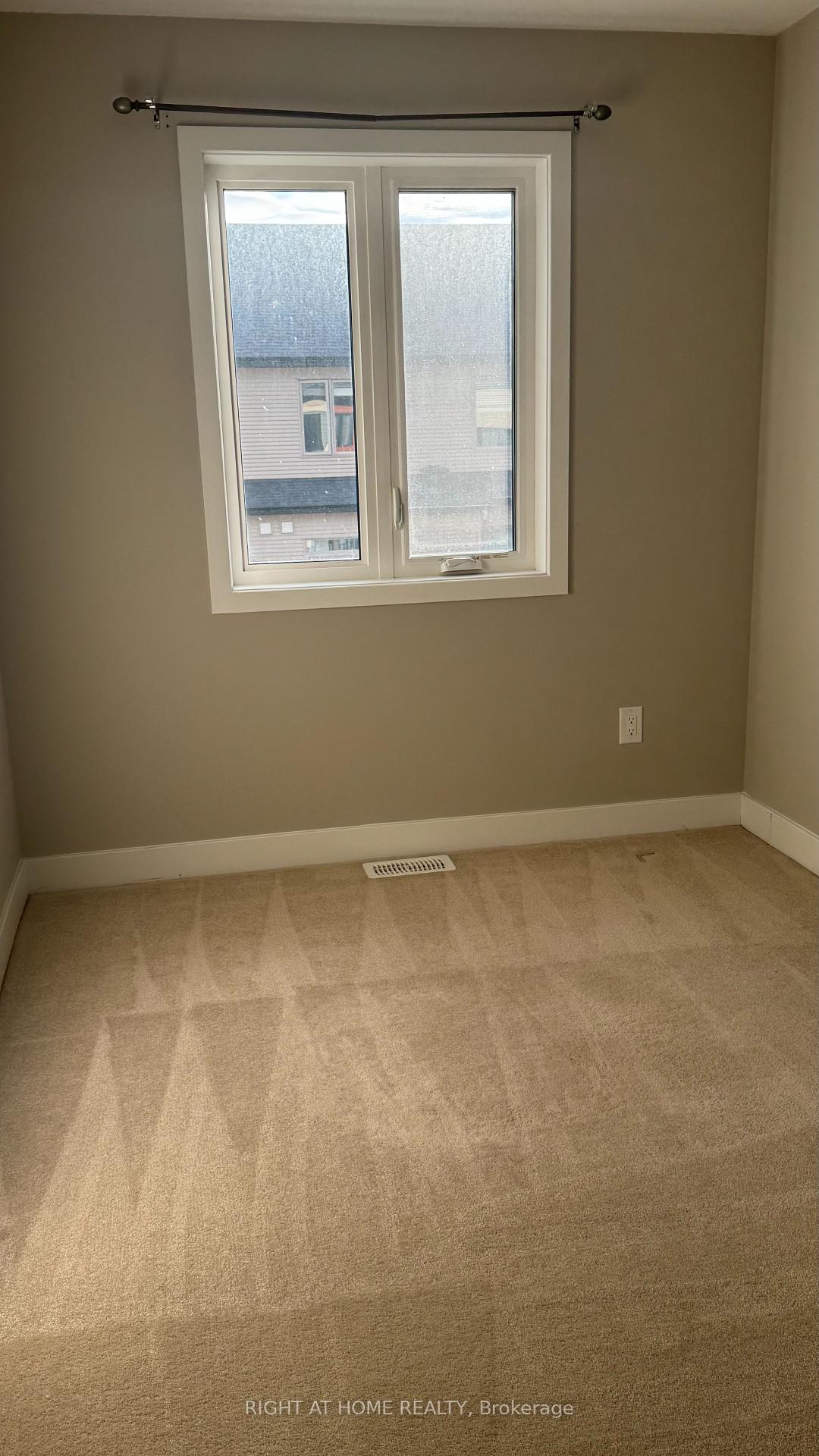Photo 30 of 771 Twist Way, Ottawa, Kanata - Emerald Meadows/Trailwest — HOMEH