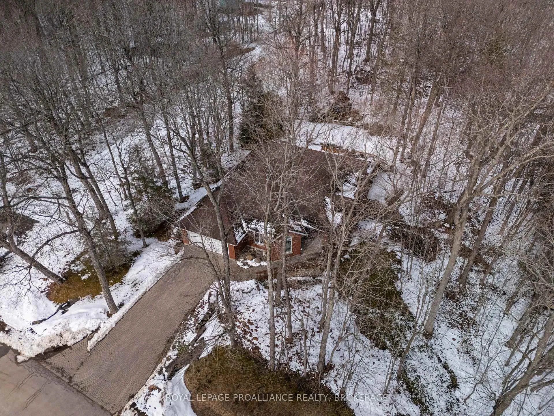 Photo 43 of 2 Riverside Drive, Kingston, Kingston East (incl CFB Kingston) — HOMEH