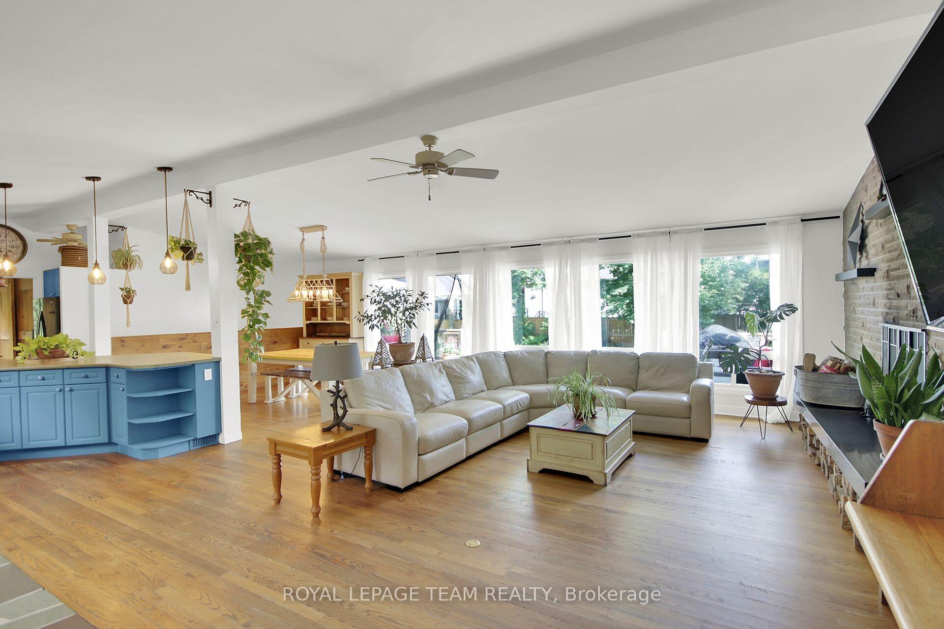Photo 12 of 1063 Island View Drive, Ottawa, Manotick South to Roger Stevens — HOMEH