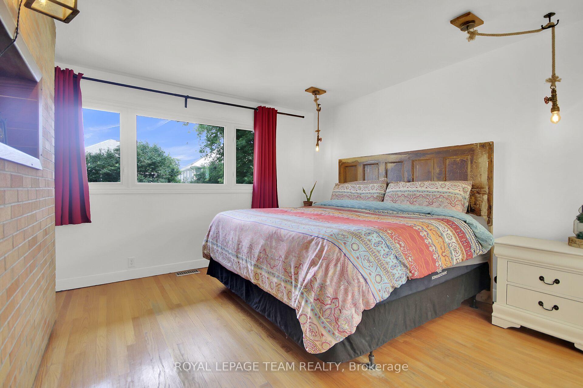 Photo 27 of 1063 Island View Drive, Ottawa, Manotick South to Roger Stevens — HOMEH
