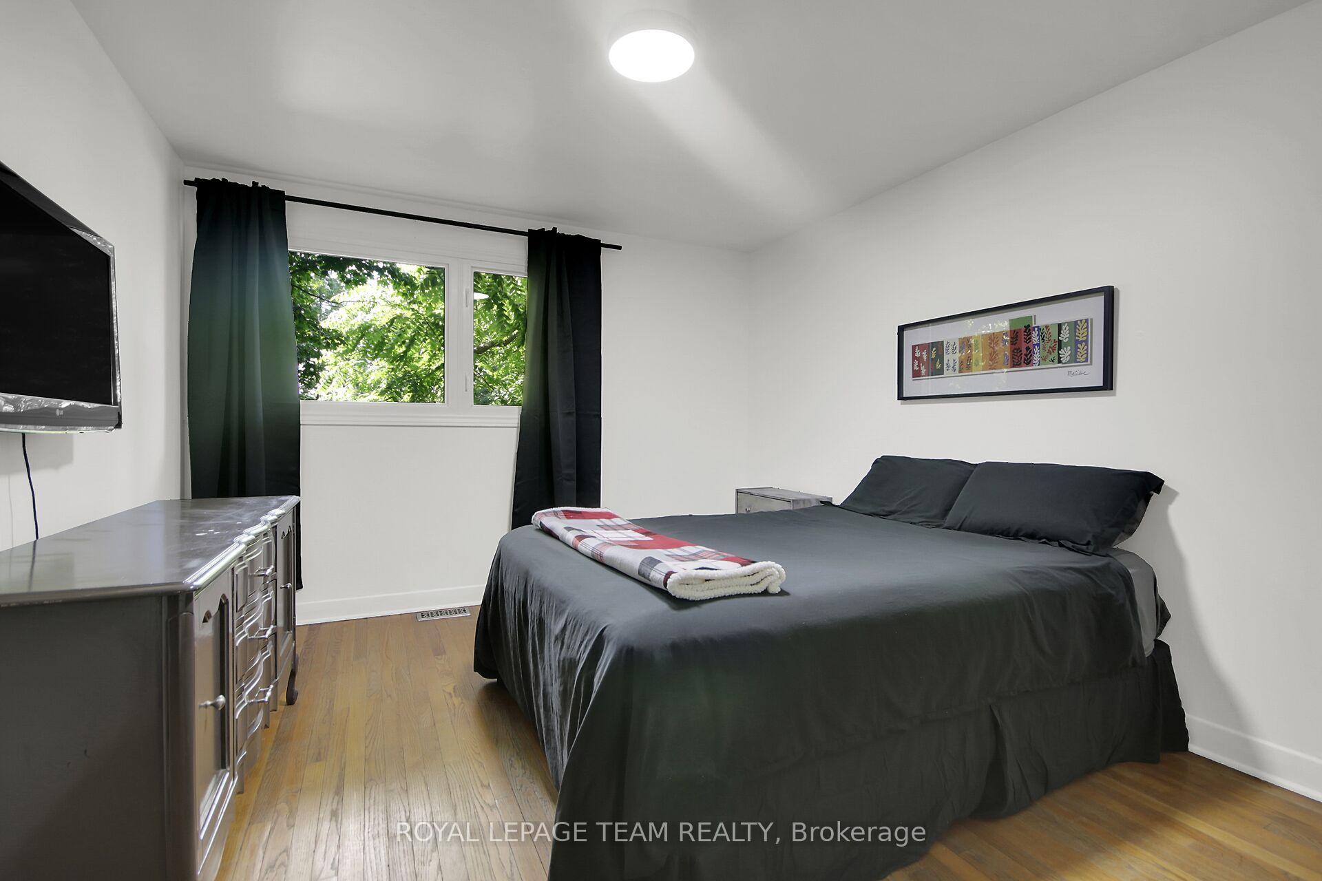 Photo 29 of 1063 Island View Drive, Ottawa, Manotick South to Roger Stevens — HOMEH