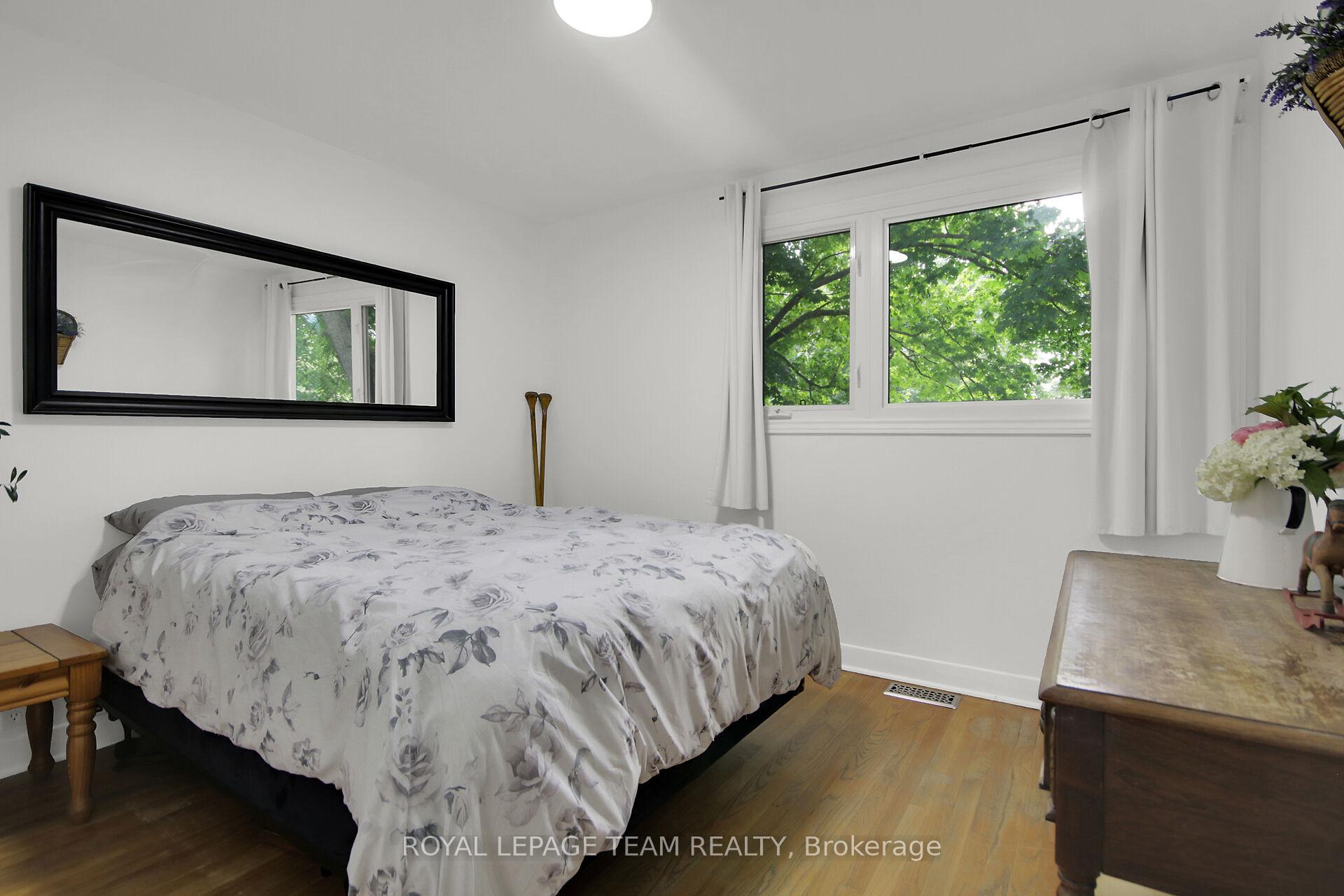 Photo 31 of 1063 Island View Drive, Ottawa, Manotick South to Roger Stevens — HOMEH