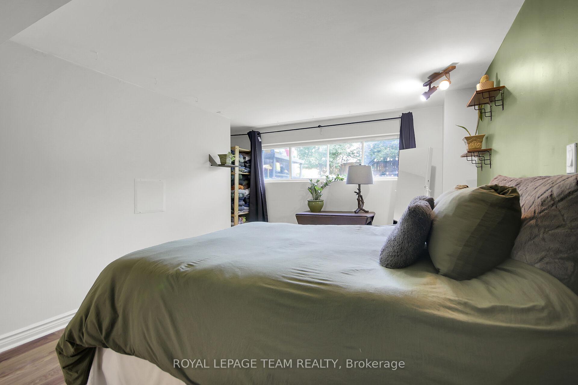Photo 38 of 1063 Island View Drive, Ottawa, Manotick South to Roger Stevens — HOMEH