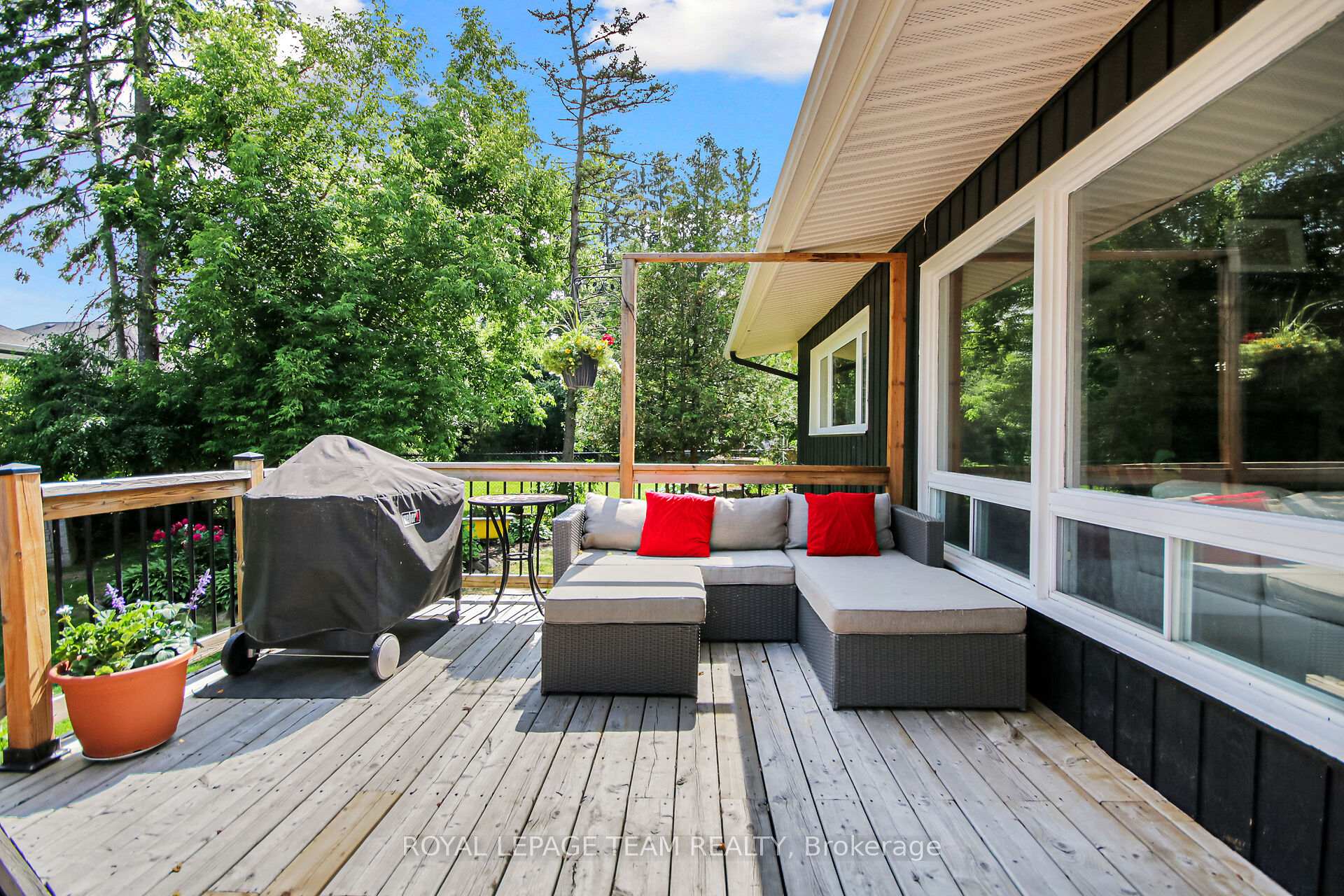 Photo 42 of 1063 Island View Drive, Ottawa, Manotick South to Roger Stevens — HOMEH