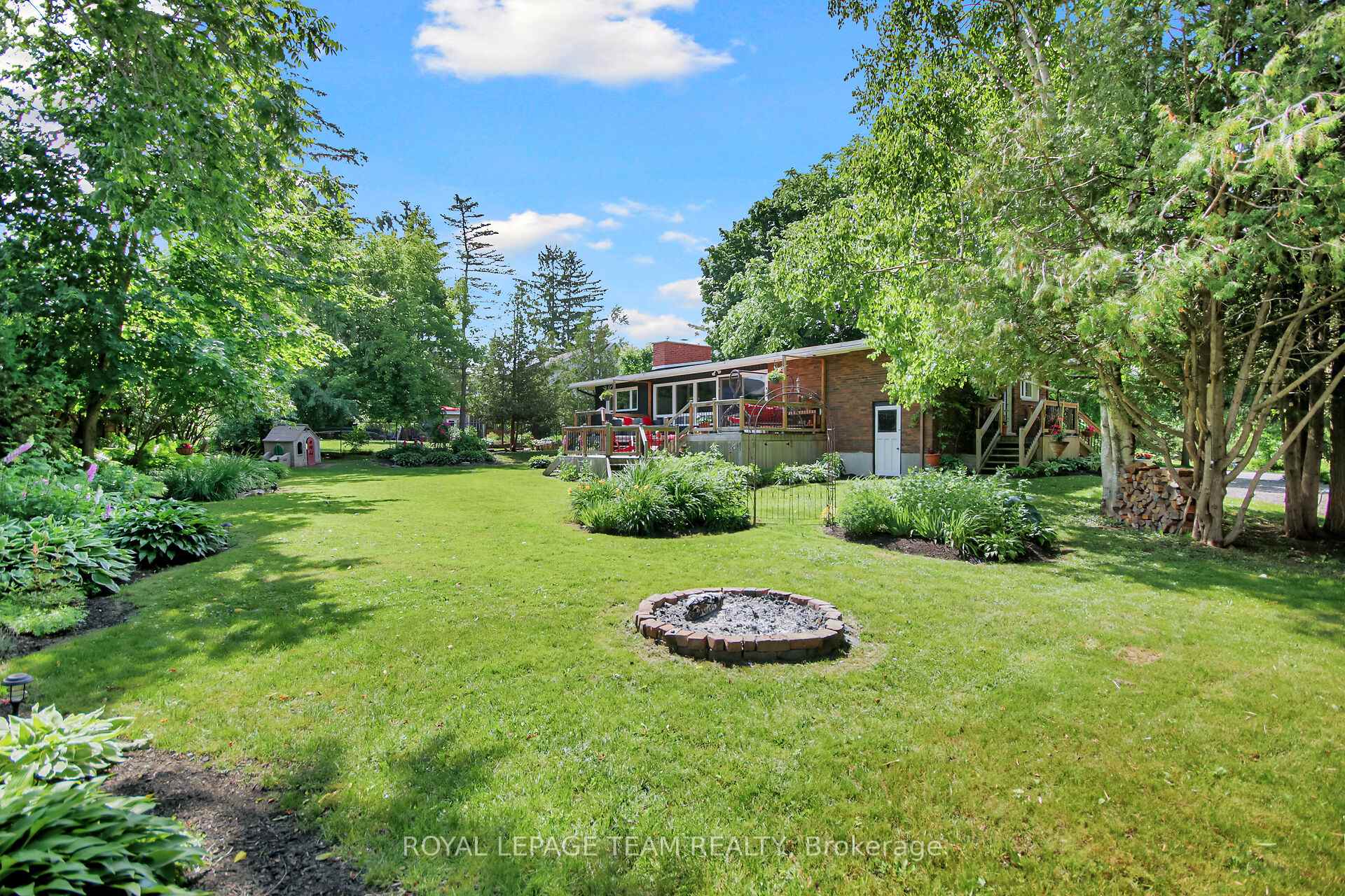 Photo 48 of 1063 Island View Drive, Ottawa, Manotick South to Roger Stevens — HOMEH