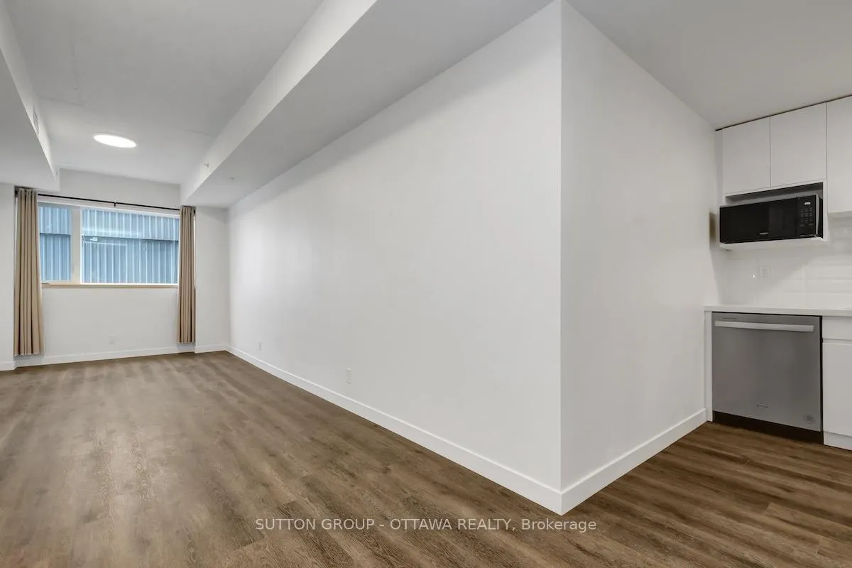 Photo 16 of Unit 401, 399 Winston Avenue, Ottawa, Westboro West — HOMEH
