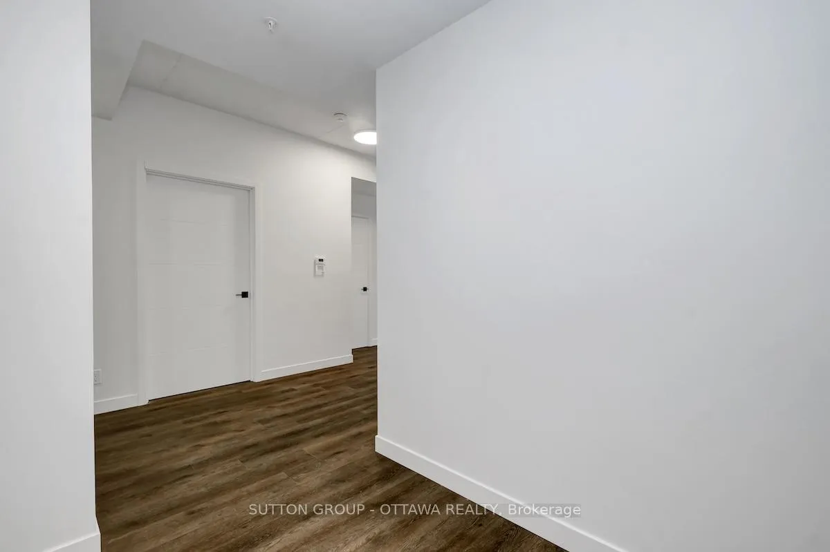 Photo 20 of Unit 401, 399 Winston Avenue, Ottawa, Westboro West — HOMEH