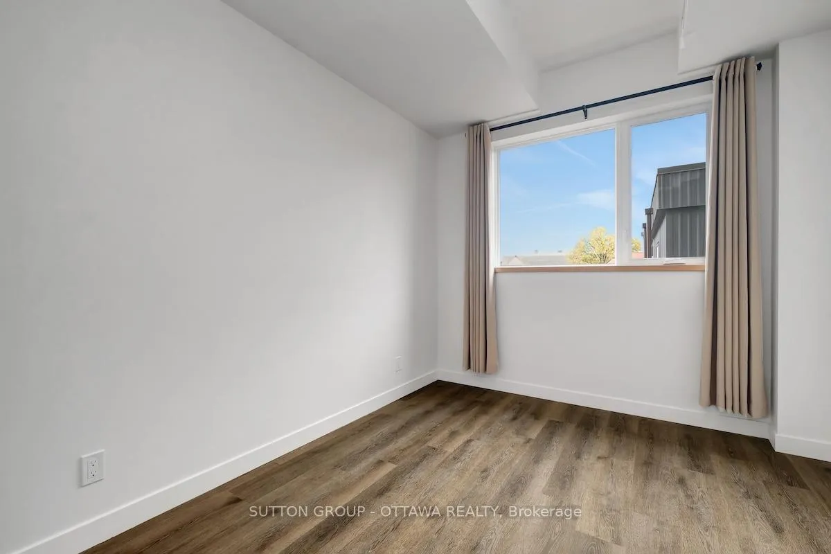 Photo 28 of Unit 401, 399 Winston Avenue, Ottawa, Westboro West — HOMEH