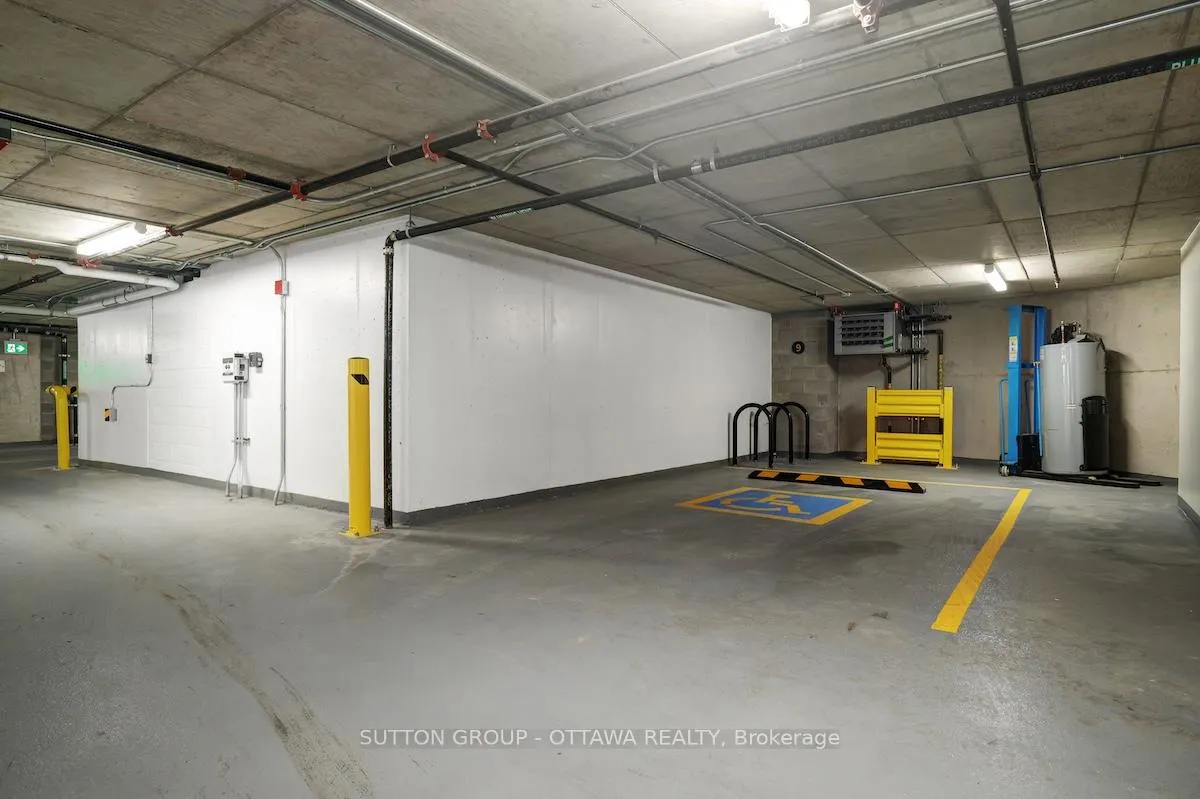 Photo 31 of Unit 401, 399 Winston Avenue, Ottawa, Westboro West — HOMEH