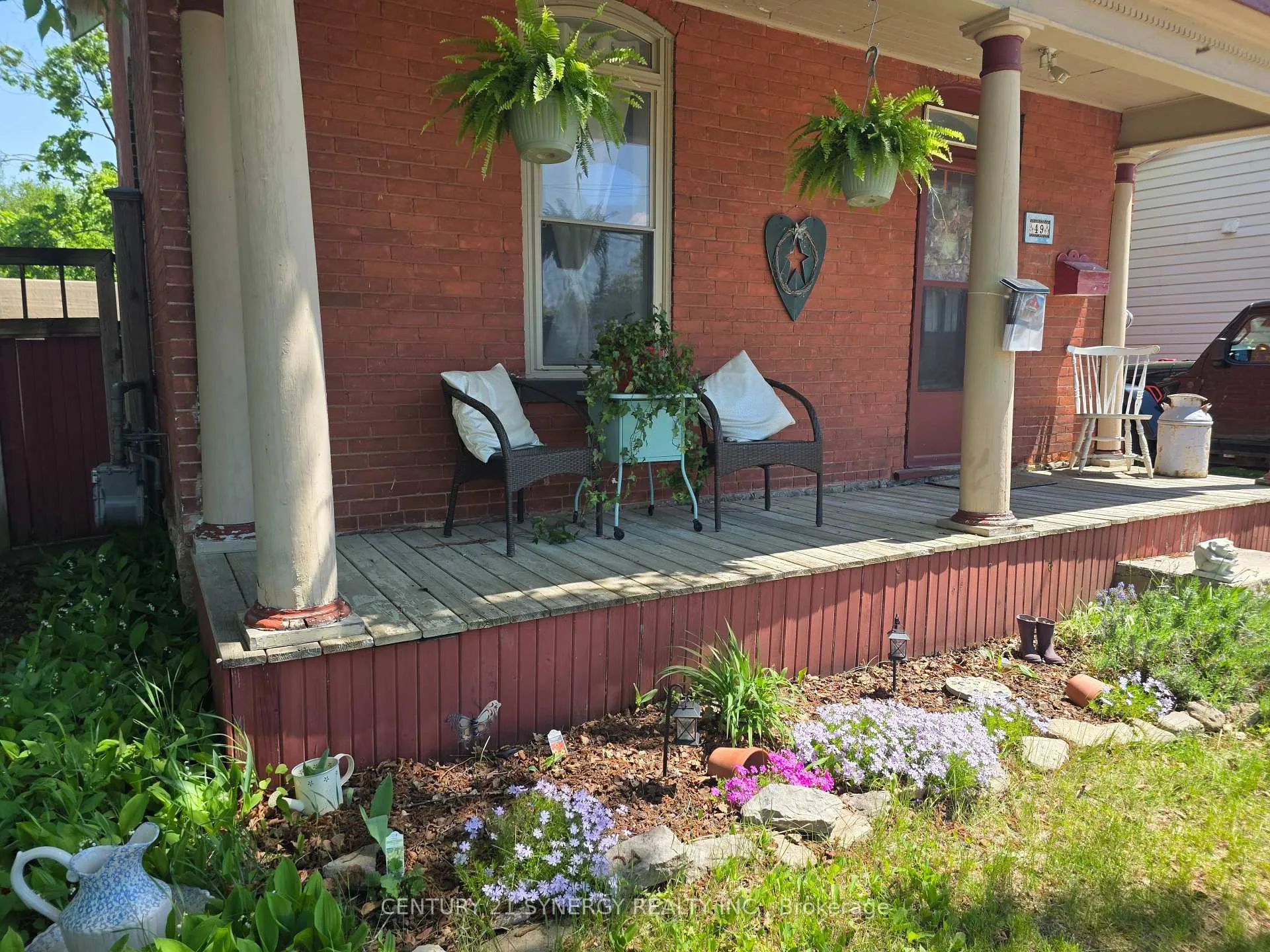 Photo 1 of 49 Queen Street N, Carleton Place — HOMEH