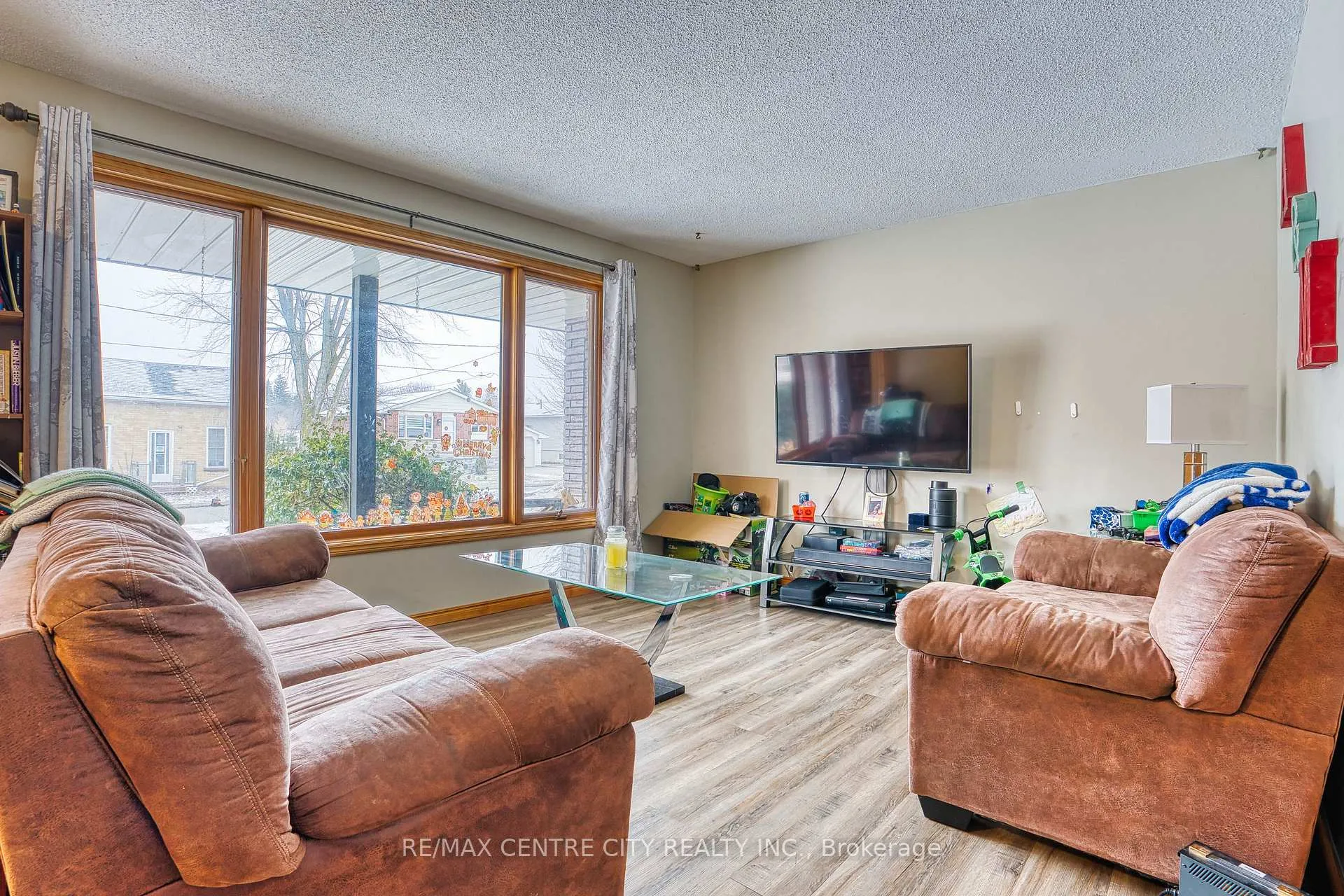 Photo 8 of 520 Victoria Street, Minto — HOMEH