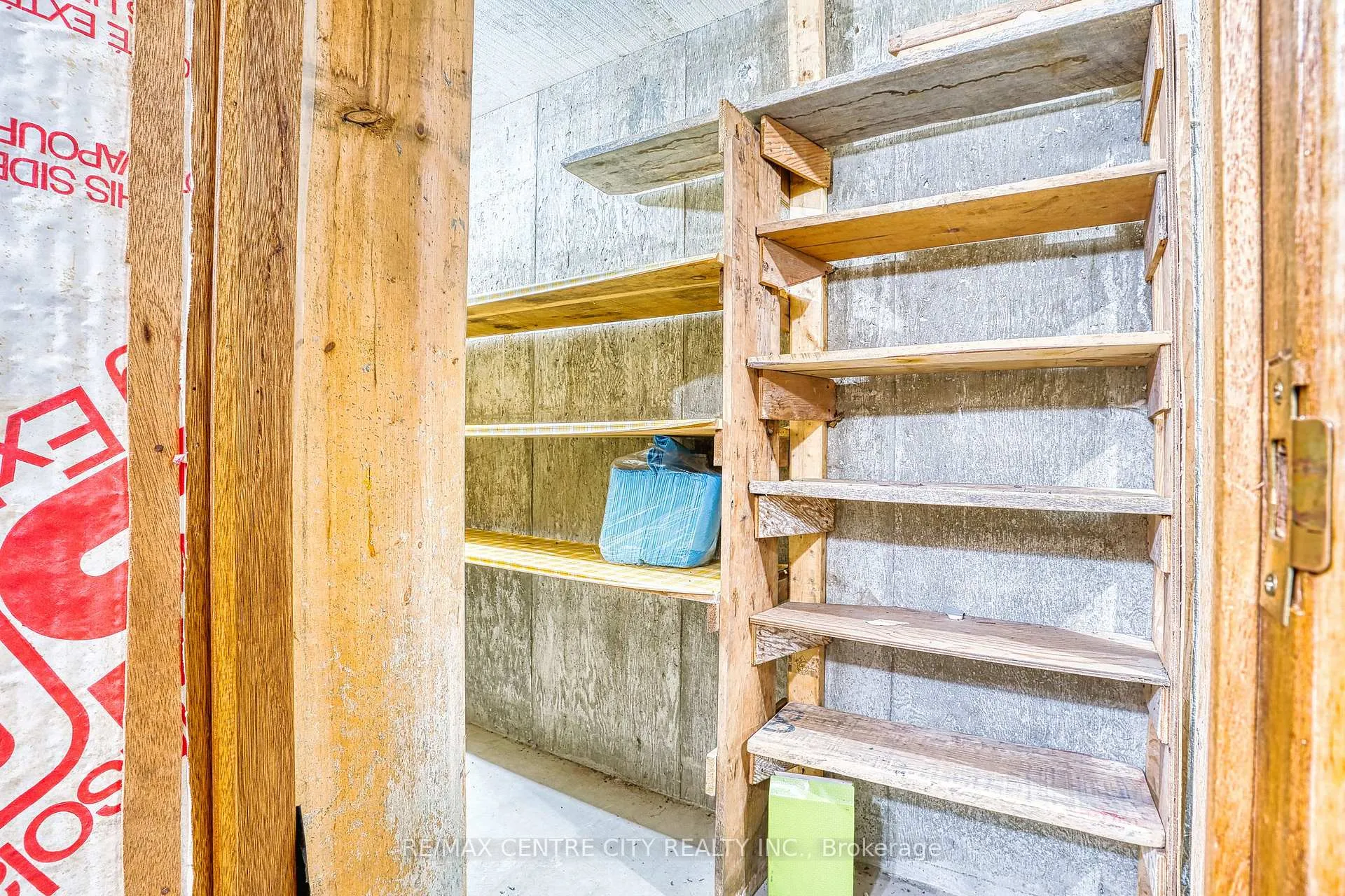 Photo 18 of 520 Victoria Street, Minto — HOMEH