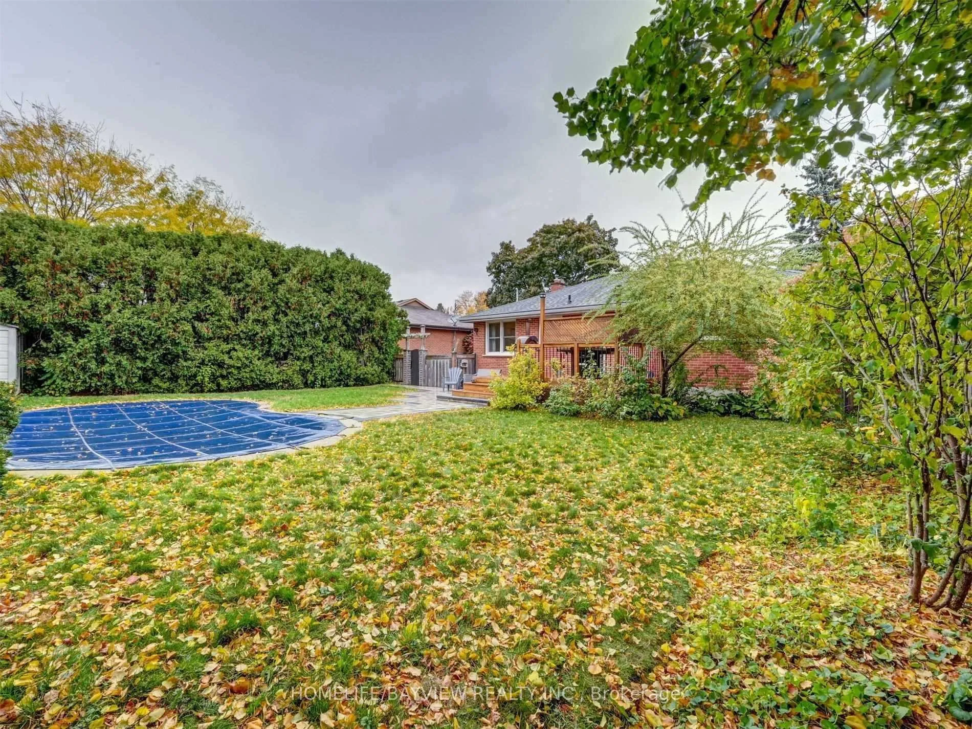 Photo 37 of 414 Dorchester Crescent, Burlington, LaSalle — HOMEH