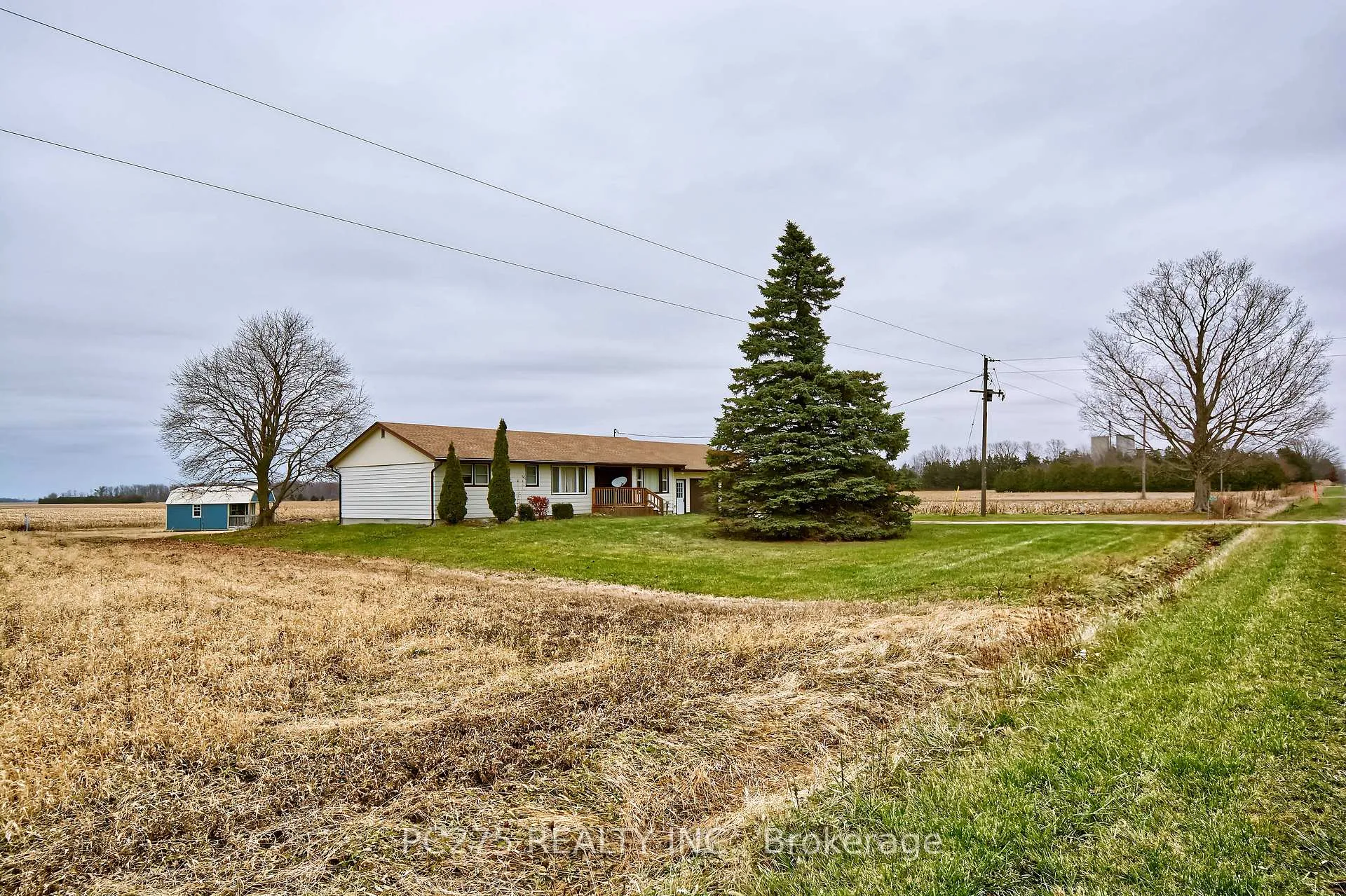 Photo 2 of 6256 Egremont Road, Warwick, Watford — HOMEH