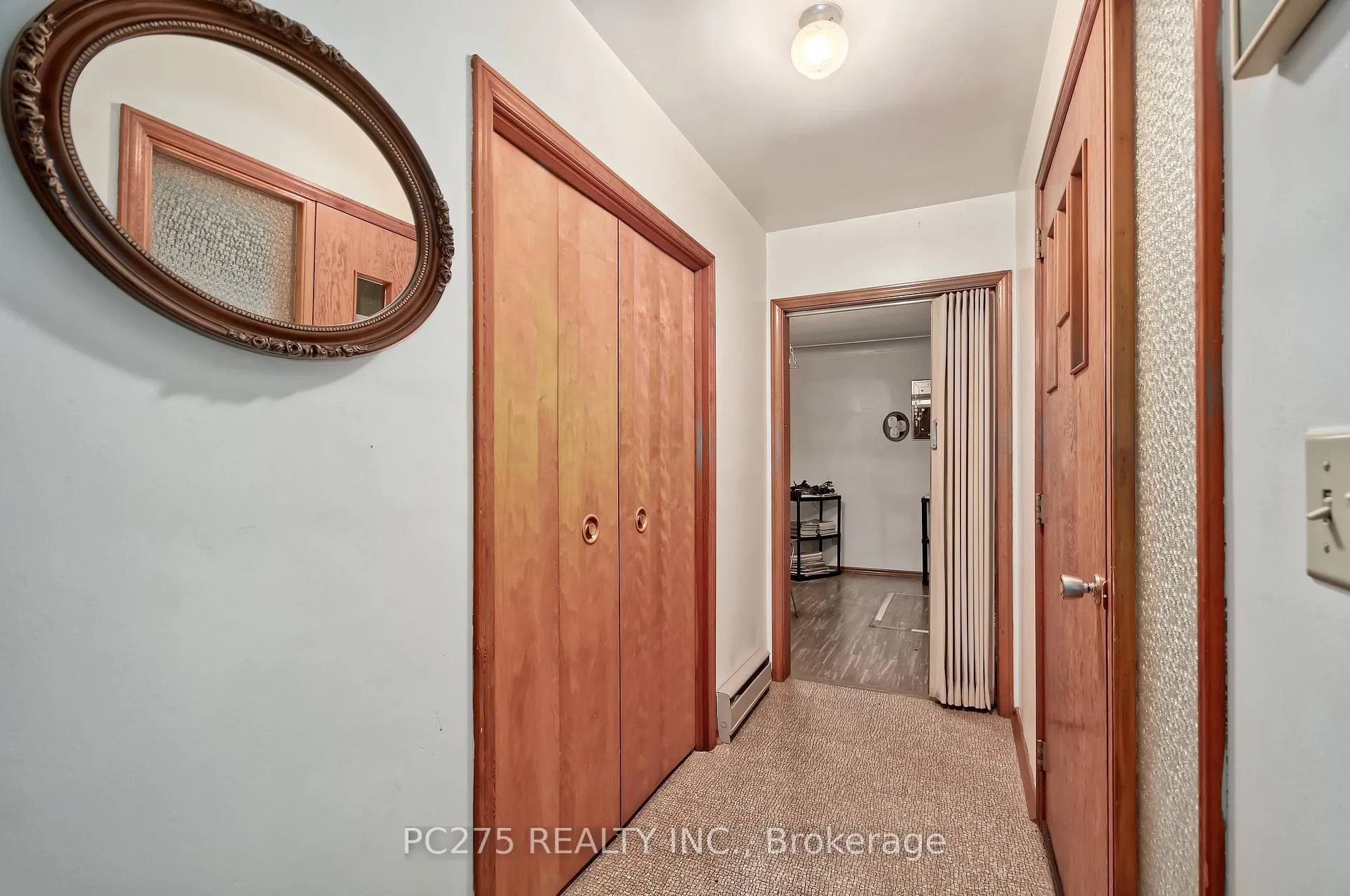 Photo 5 of 6256 Egremont Road, Warwick, Watford — HOMEH
