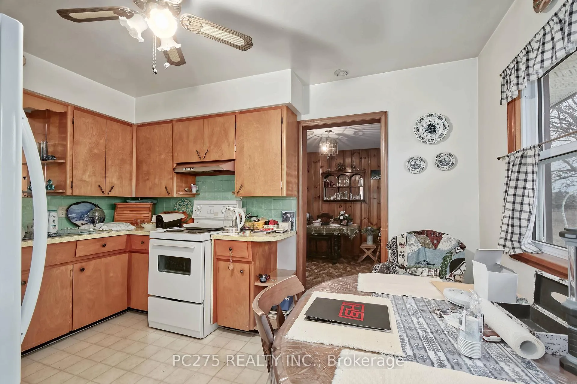 Photo 11 of 6256 Egremont Road, Warwick, Watford — HOMEH