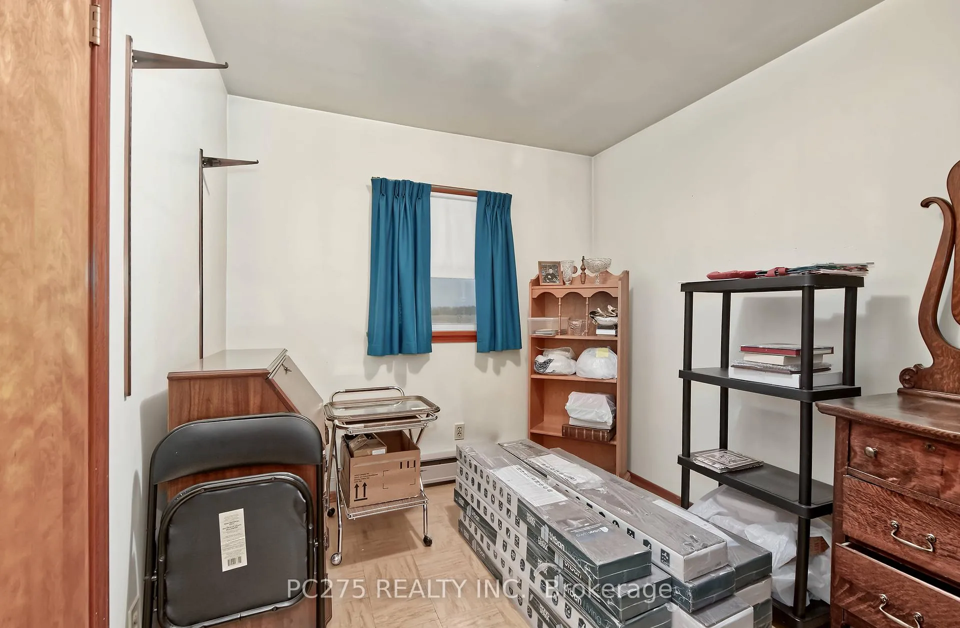 Photo 18 of 6256 Egremont Road, Warwick, Watford — HOMEH