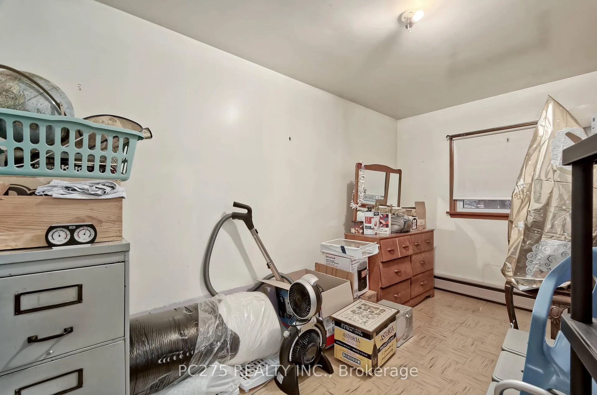 Photo 21 of 6256 Egremont Road, Warwick, Watford — HOMEH