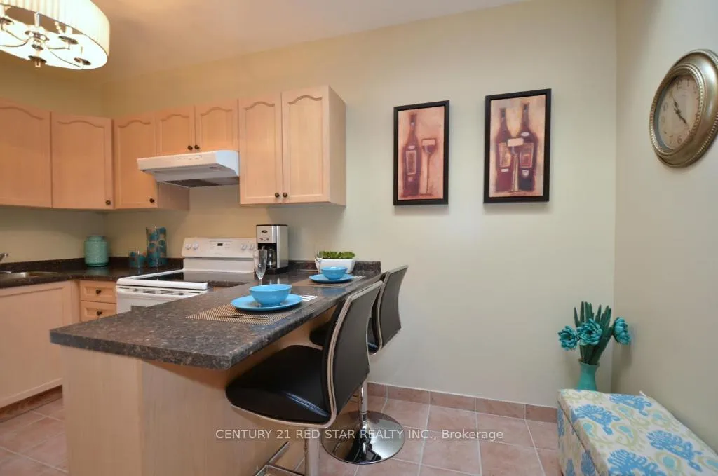 Photo 6 of Unit 4, 630 Main Street E, Hamilton, St. Clair — HOMEH
