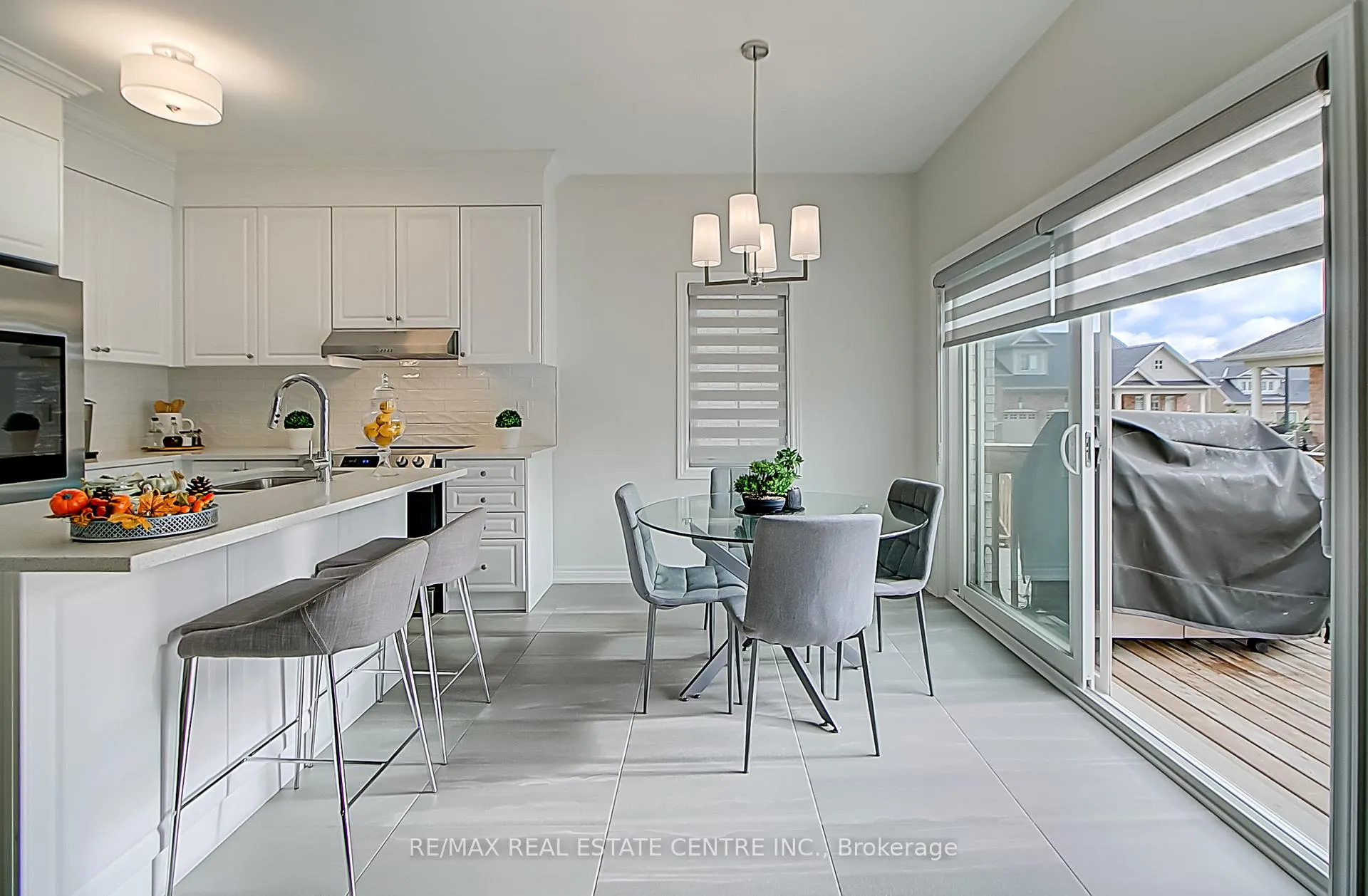 Photo 9 of 4 Clermiston Crescent, Brampton, Sandringham-Wellington — HOMEH
